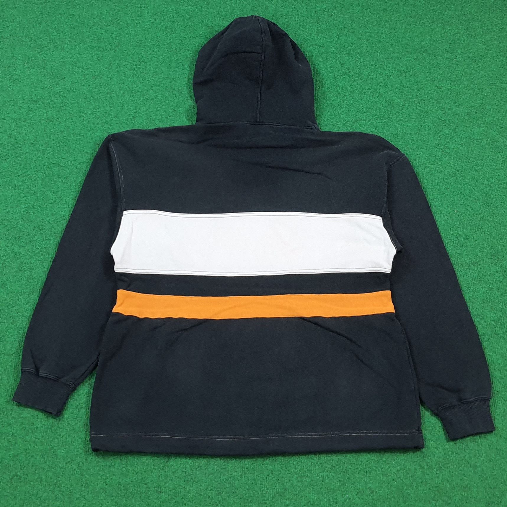 Ellesse Vintage Ellesse Hoodie Sweatshirt C304N20 Size US M / EU 48-50 / 2 - 4 Thumbnail