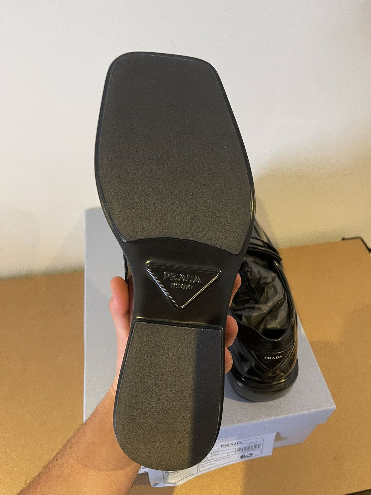 Prada Prada Triangle Patch Loafers size eu 39 Size US 9 / IT 39 - 6 Thumbnail
