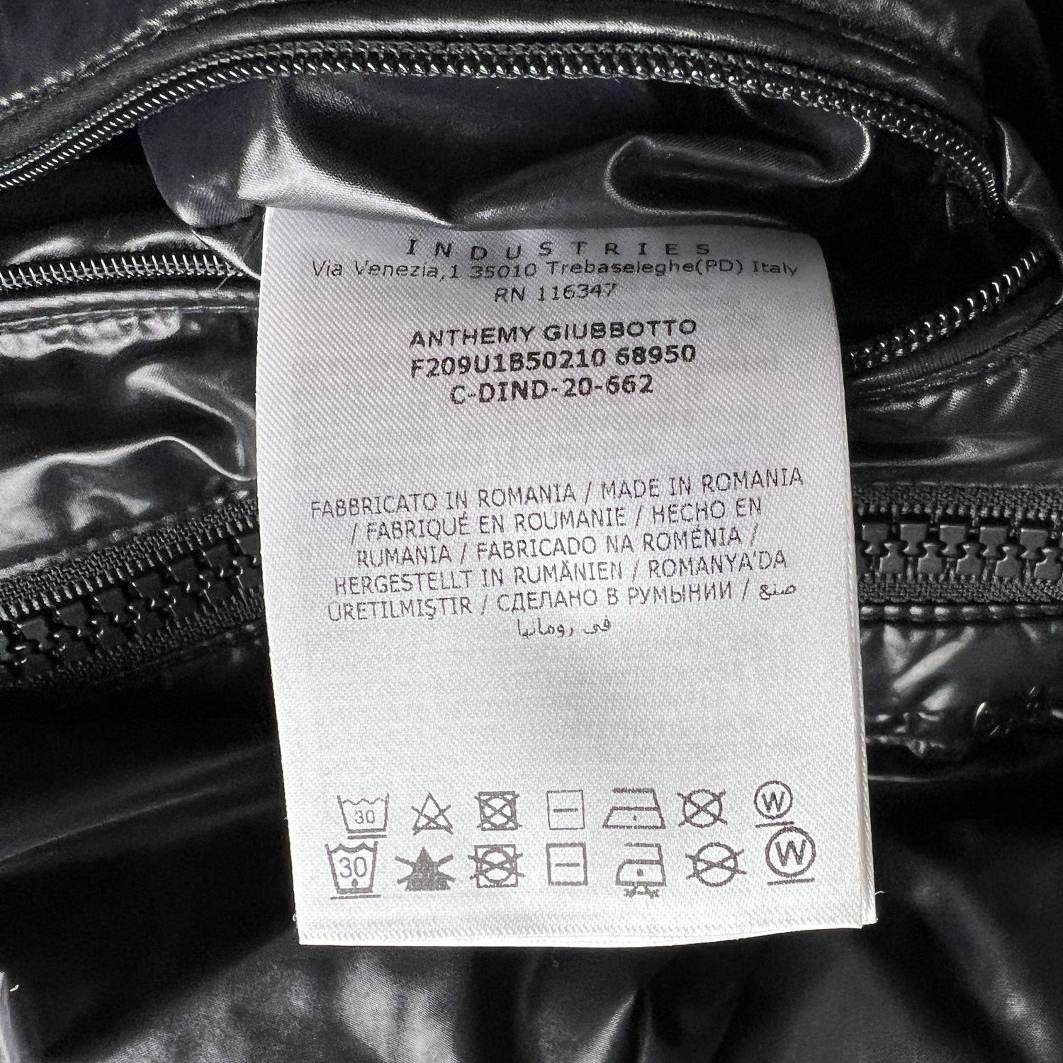 Fragment Design × Moncler Moncler X Fragment Anthemy Fragment Design × Moncler Moncler X Fragment Anthemy
