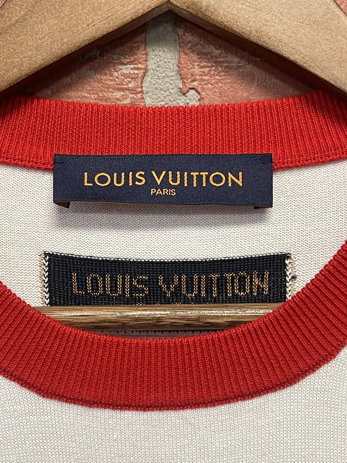 Louis Vuitton Size S - Louis Vuitton White & Blue Logo Intarsia T-Shirt Size US S / EU 44-46 / 1 - 10 Thumbnail