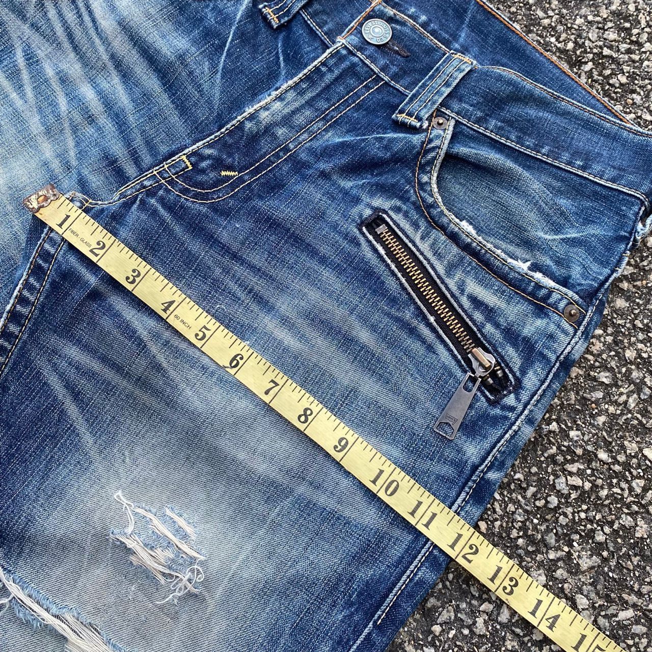 Levi's Vintage Levis Distressed Denim Kurt Cobain Style Size US 32 / EU 48 - 6 Thumbnail