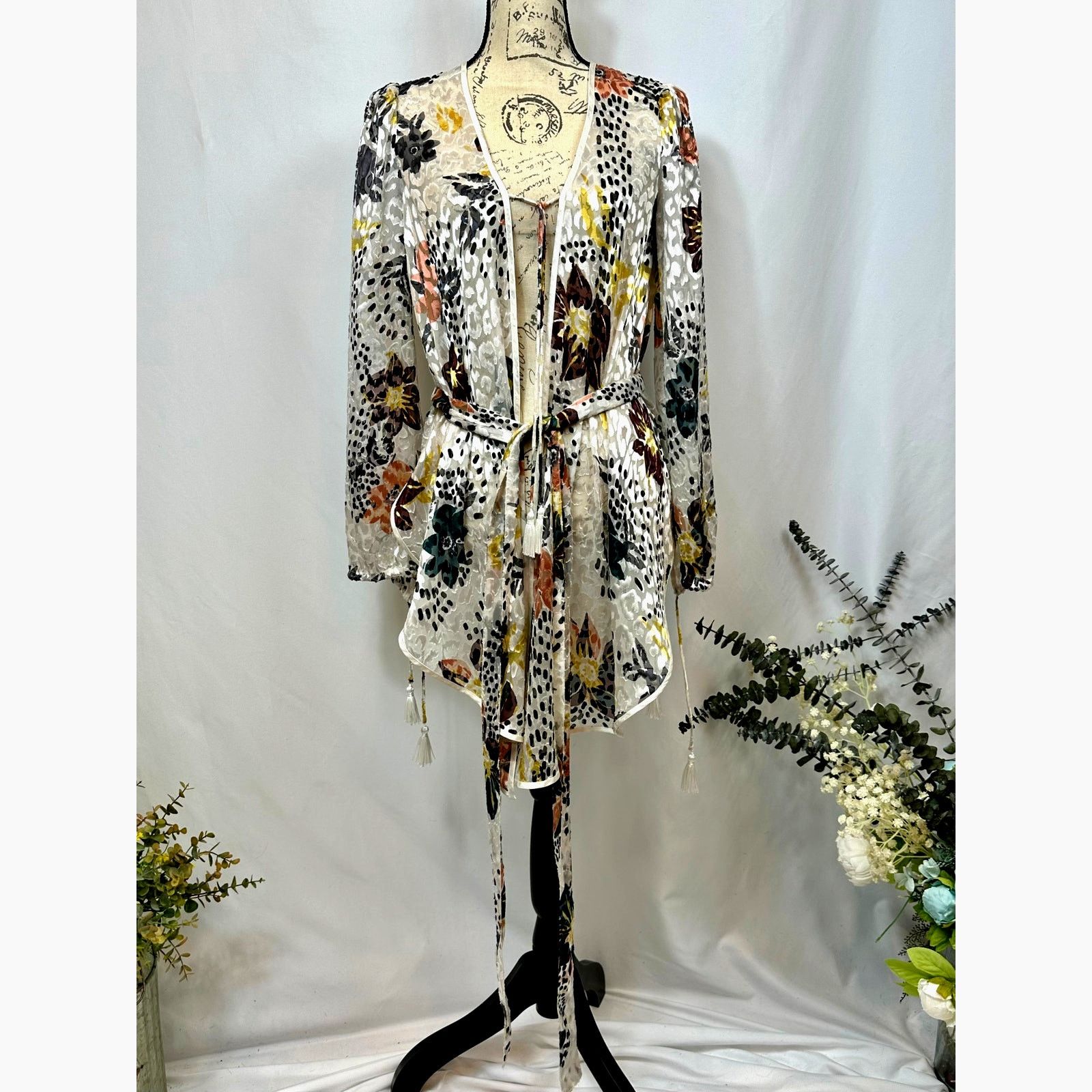 Free People Free People Floral Print Cropped Silk Burnout Kimono XS Size XS / US 0-2 / IT 36-38 - 5 Thumbnail