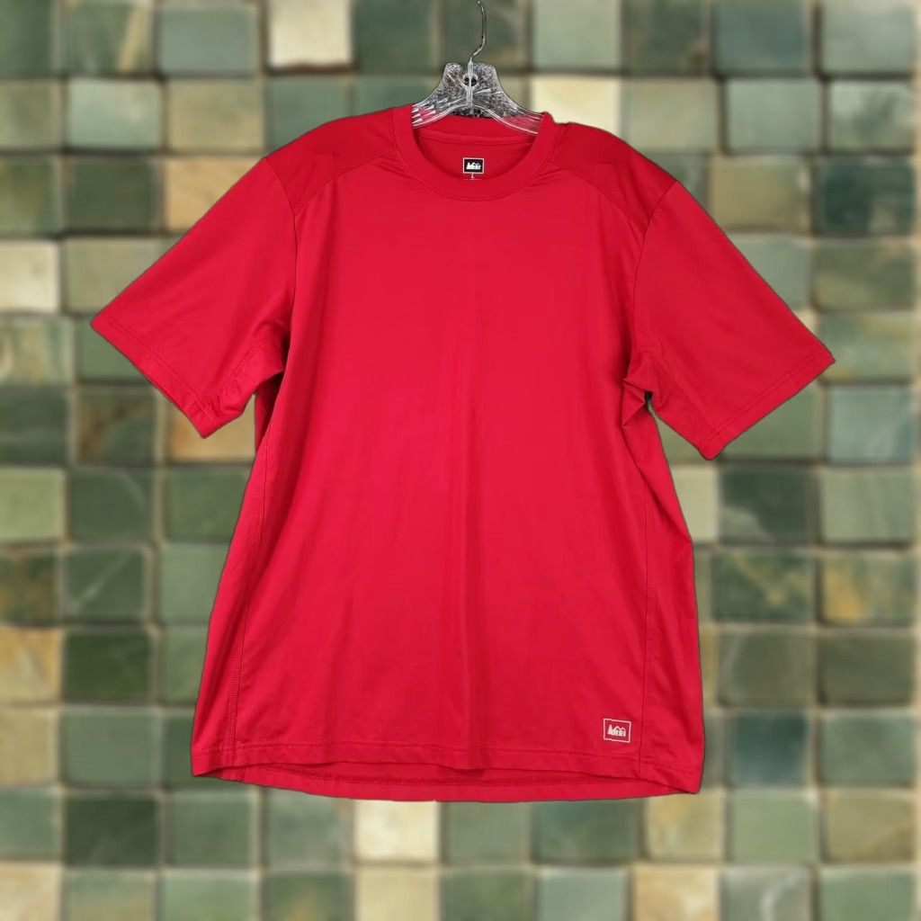 Vintage REI Shirt Mens Red Short Sleeve Activewear Top Size L Size US L / EU 52-54 / 3 - 1 Thumbnail