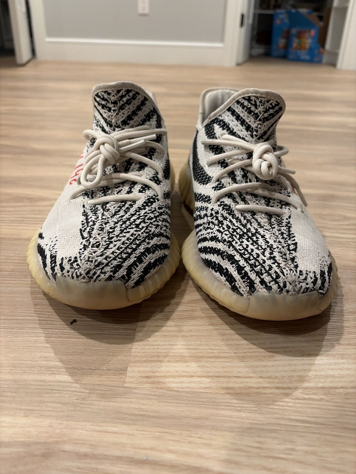 Yeezy Yeezy 350 Zebra Size US 11 / EU 44 - 6 Thumbnail