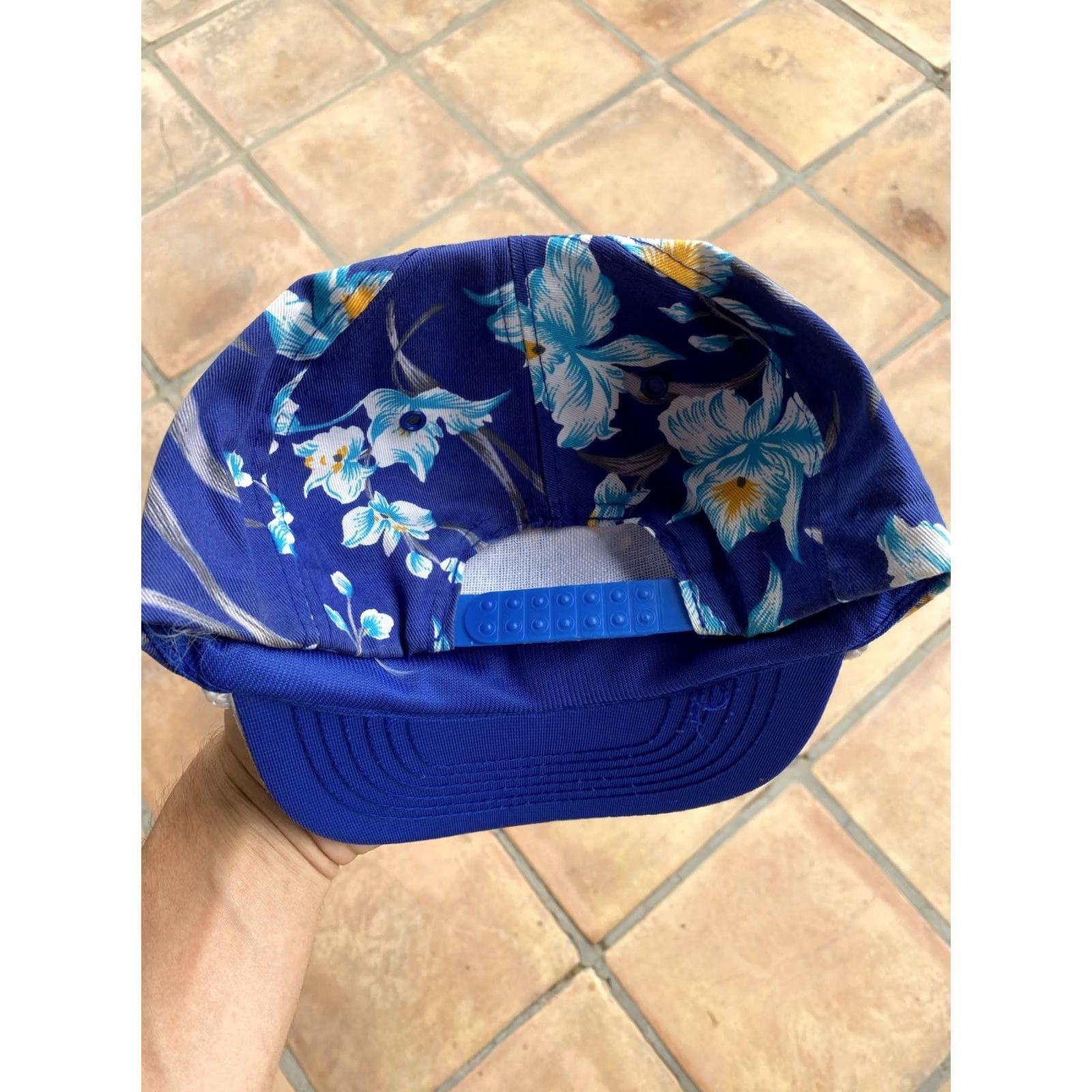 Roper VINTAGE Hawaii Spellout Rope Snapback Hat Floral 80s Denim Nissin Adjustable Unisex Adults Blue Hat Men Women Size ONE SIZE - 2 Thumbnail