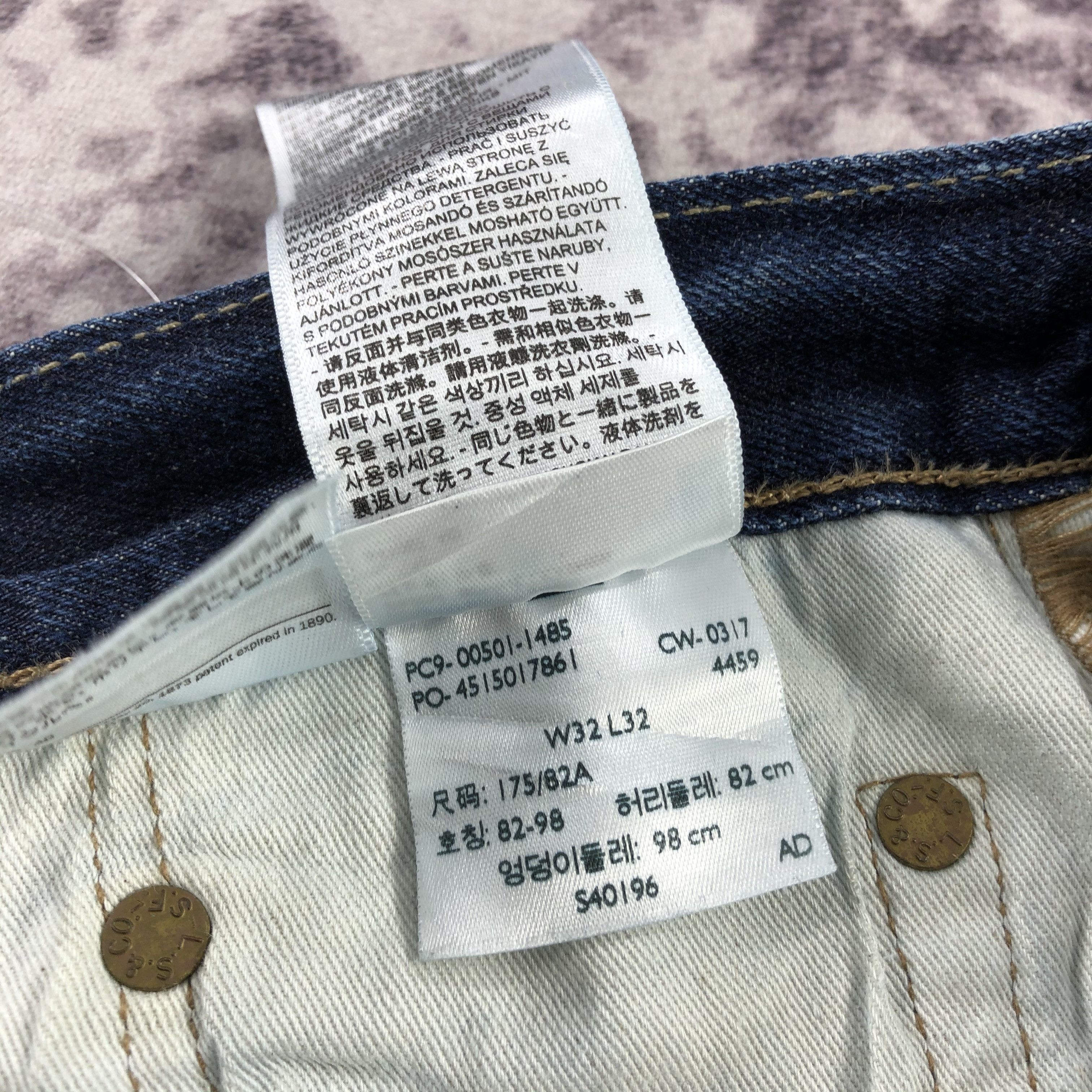 Levi's × Vintage Vintage Blue Wash Levis 501 Jeans-JM2786 Size US 33 - 19 Thumbnail