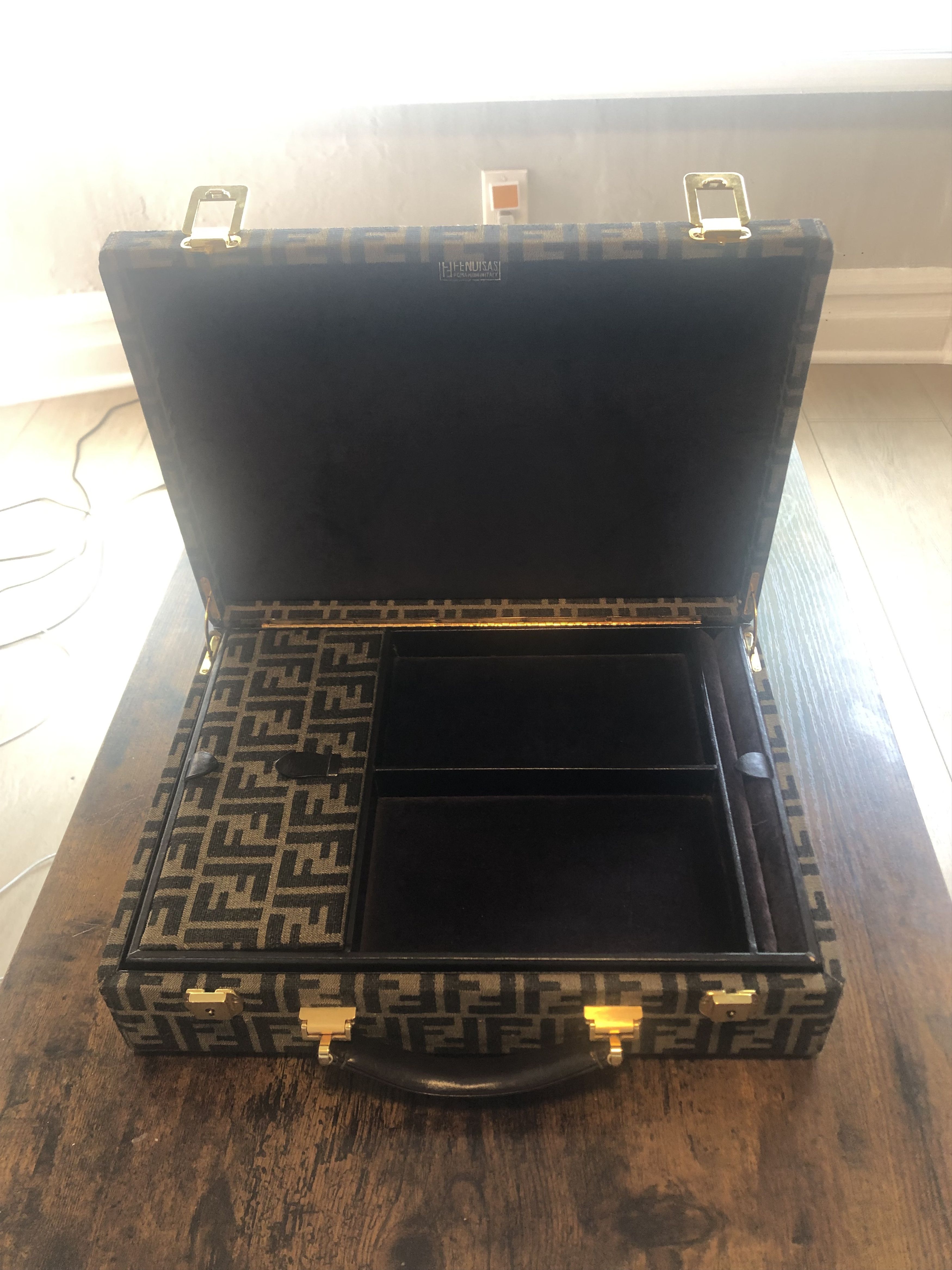 Fendi Fendi Vintage RARE Trunk/Jewelry Case Size ONE SIZE - 1 Thumbnail