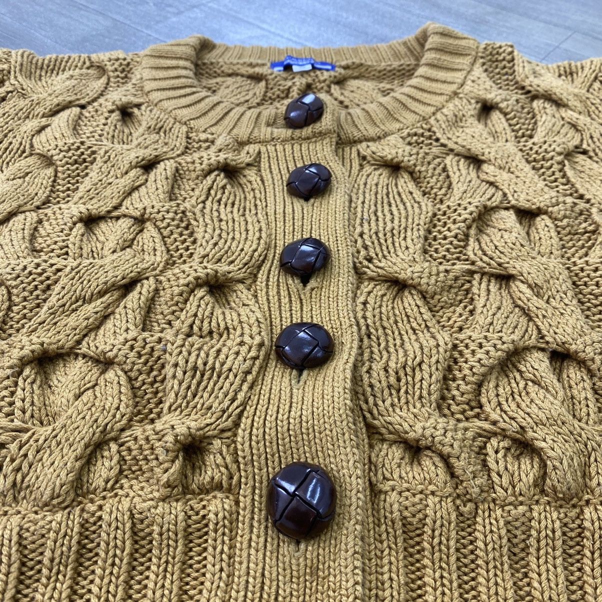 Burberry Vintage Burberry London Blue Label Crop Cable Knit Cardigan Size US S / EU 44-46 / 1 - 5 Thumbnail
