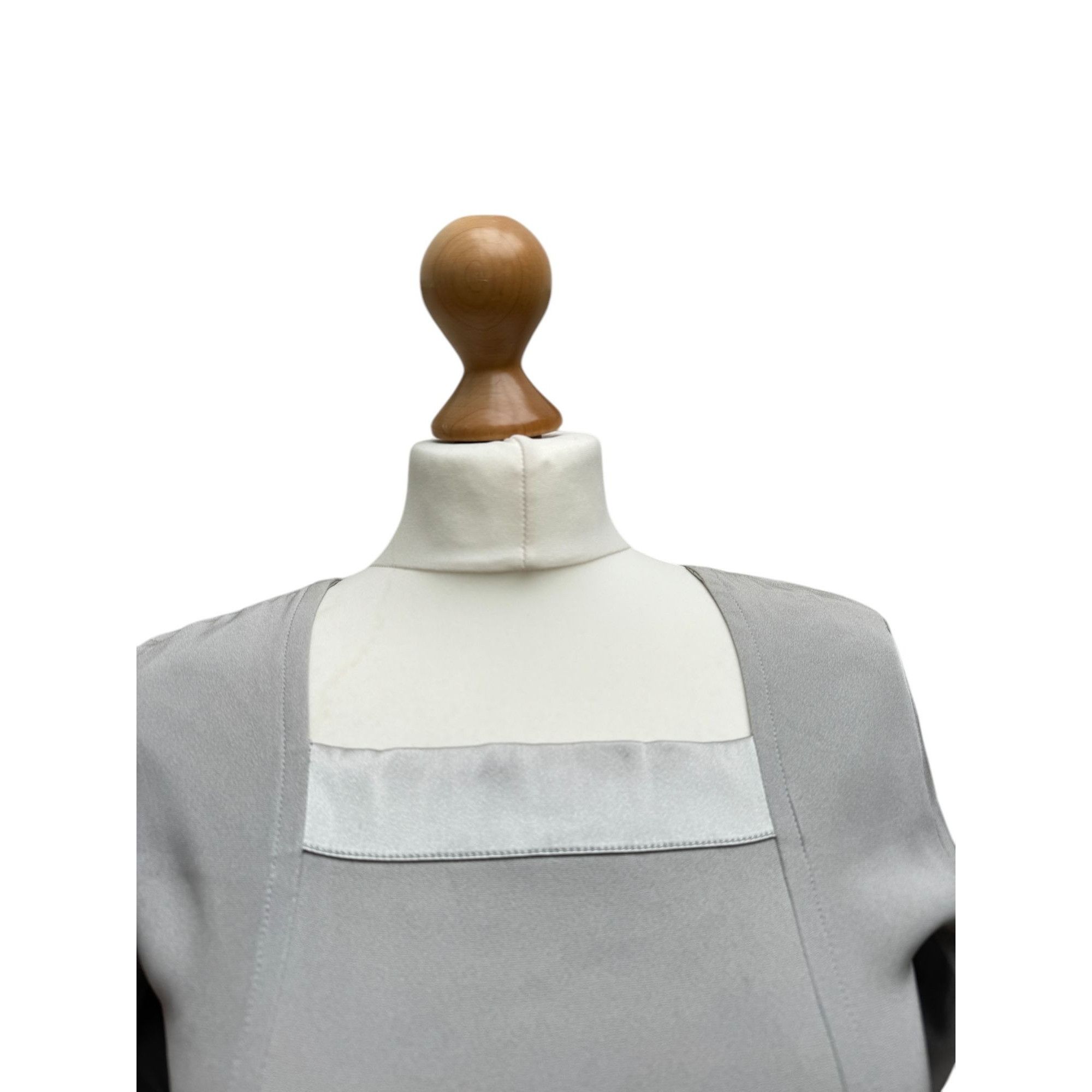 Yves Saint Laurent 1990s Grey Silk T-shirt Top Size S / US 4 / IT 40 - 3 Thumbnail
