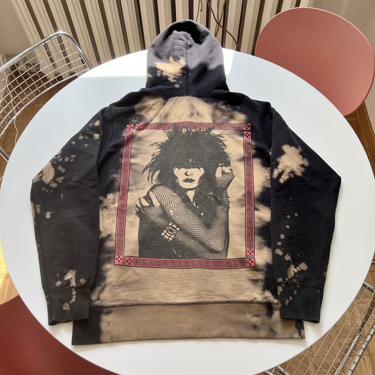 Supreme Supreme Siouxsie & The Banshees Pullover Sweatshirt Hoodie M Size US M / EU 48-50 / 2 - 1 Thumbnail