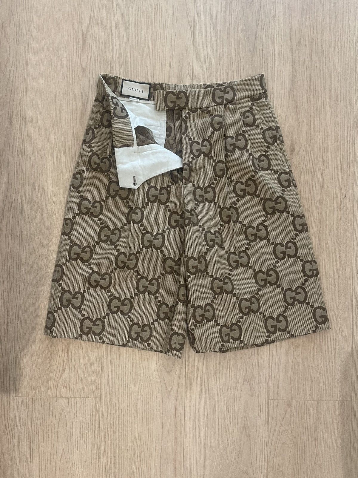 Gucci Gucci Jumbo GG Shorts Size US 32 / EU 48 - 3 Thumbnail