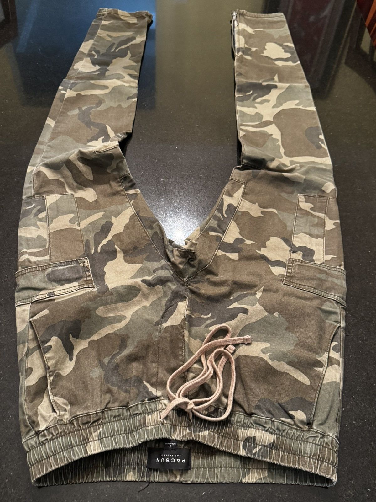 Pacsun Pacsun Camo Cargo pants slim ankle zips Size US 31 - 5 Thumbnail