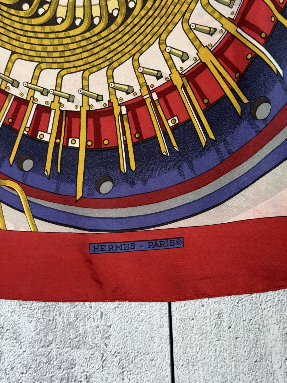 Hermes Hermes 'Alternateur' Silk Scarf Designed by Pierre Peron Size ONE SIZE - 11 Thumbnail