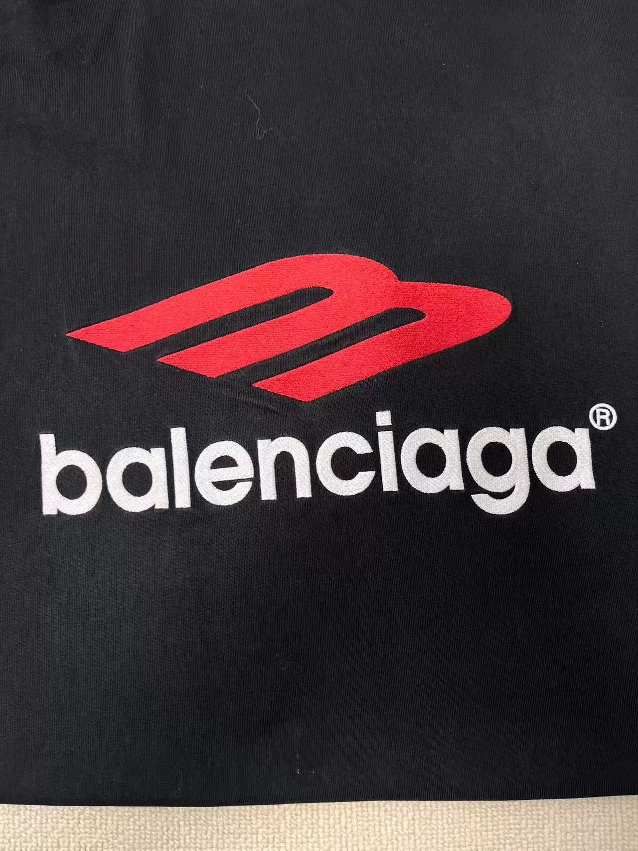 Balenciaga Balenciaga Logo Print Short Sleeve T-Shirt Size US M / EU 48-50 / 2 - 3 Thumbnail