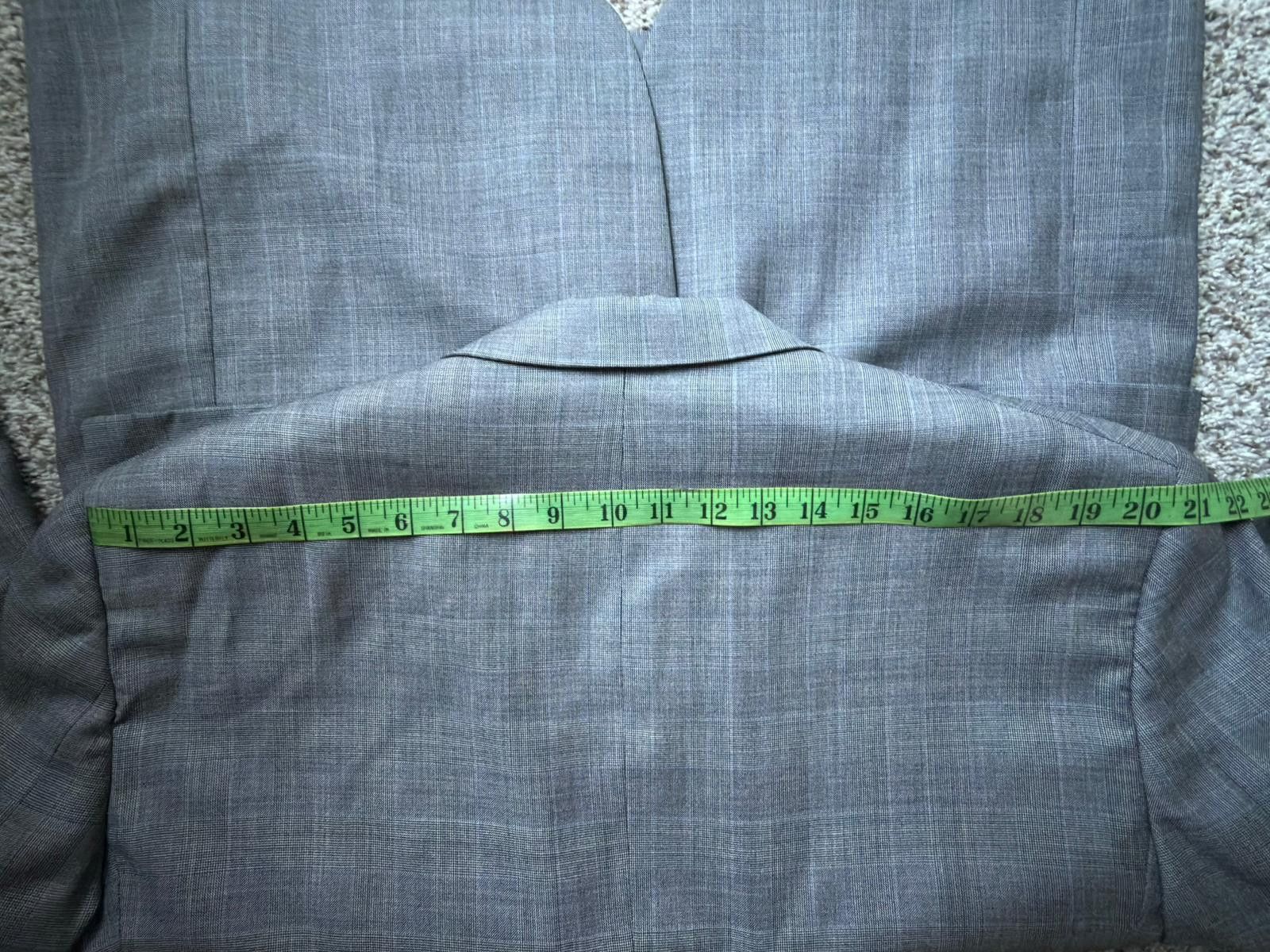Hart Schaffner Marx Hart Schaffner & Marx Italian Pure Wool, Size 44L Size 44L - 4 Thumbnail
