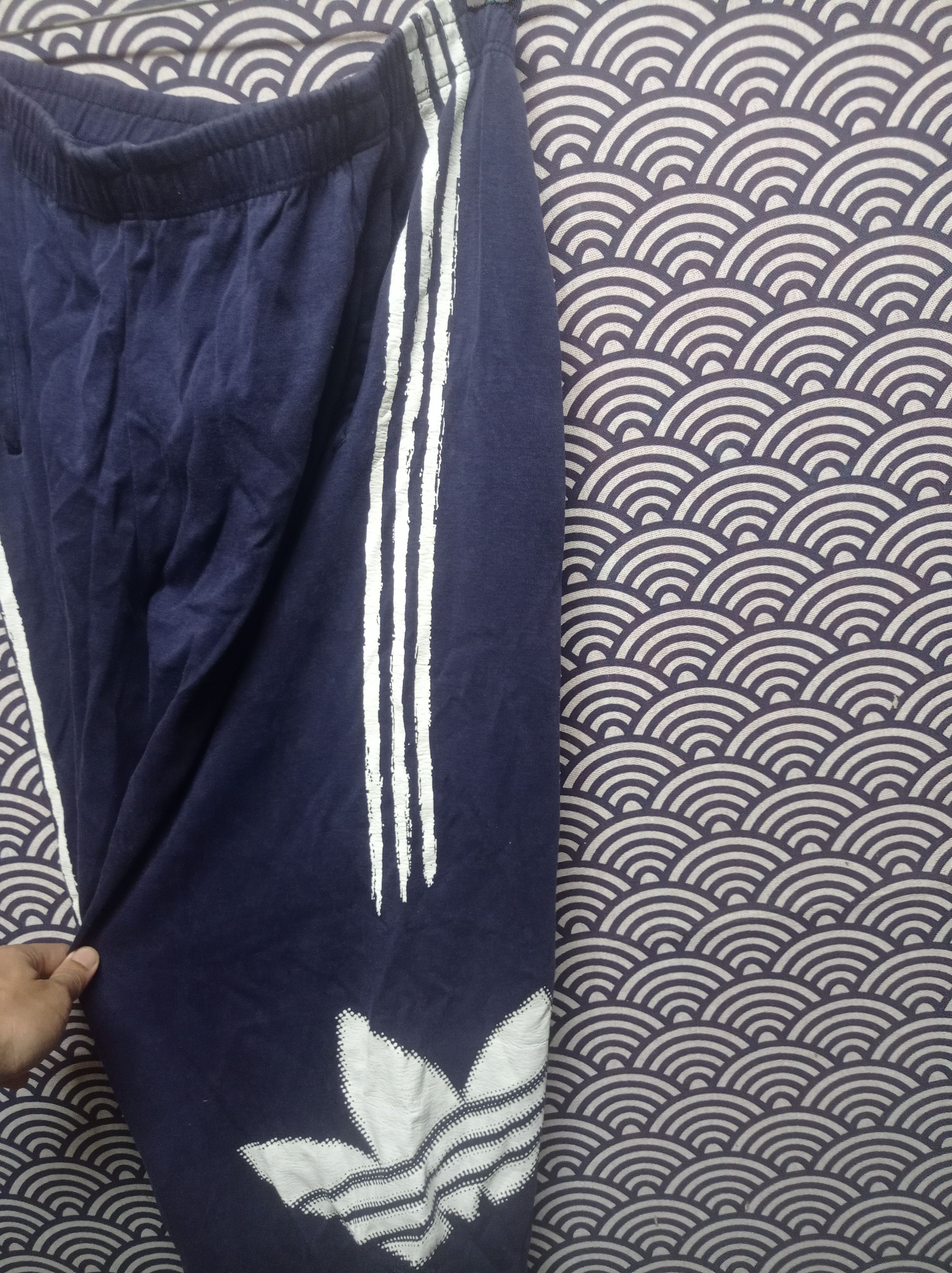 Adidas Vintage Adidas trifoil jogger pants #GB1 Size US 33 - 3 Thumbnail