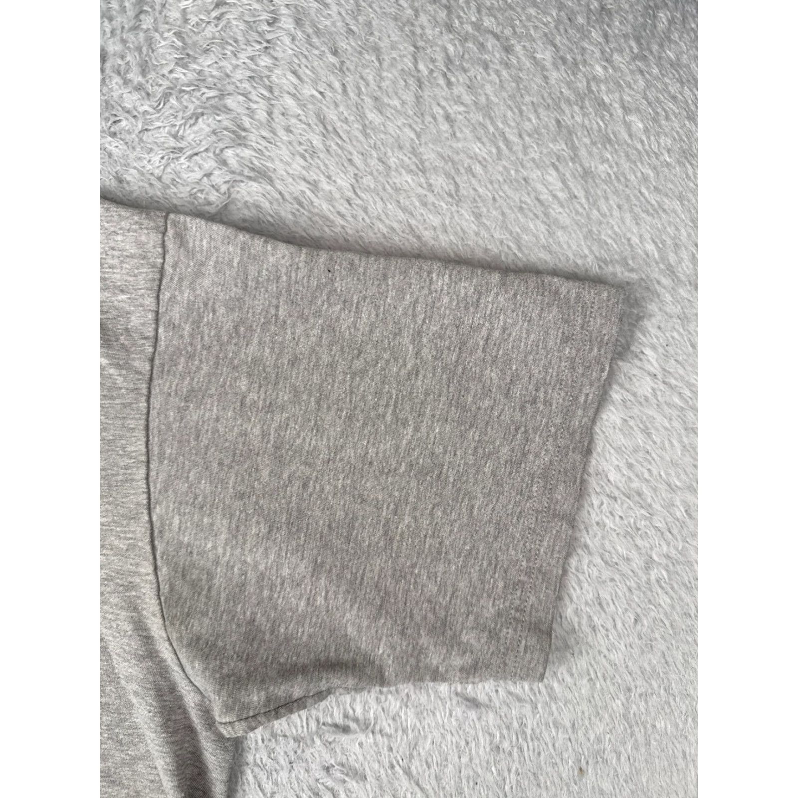 The North Face VINTAGE The North Face Shirt Men Large Gray 100% Cotton Crew Neck Short Sleeve Logo All Seasons Mens Size US L / EU 52-54 / 3 - 2 Thumbnail