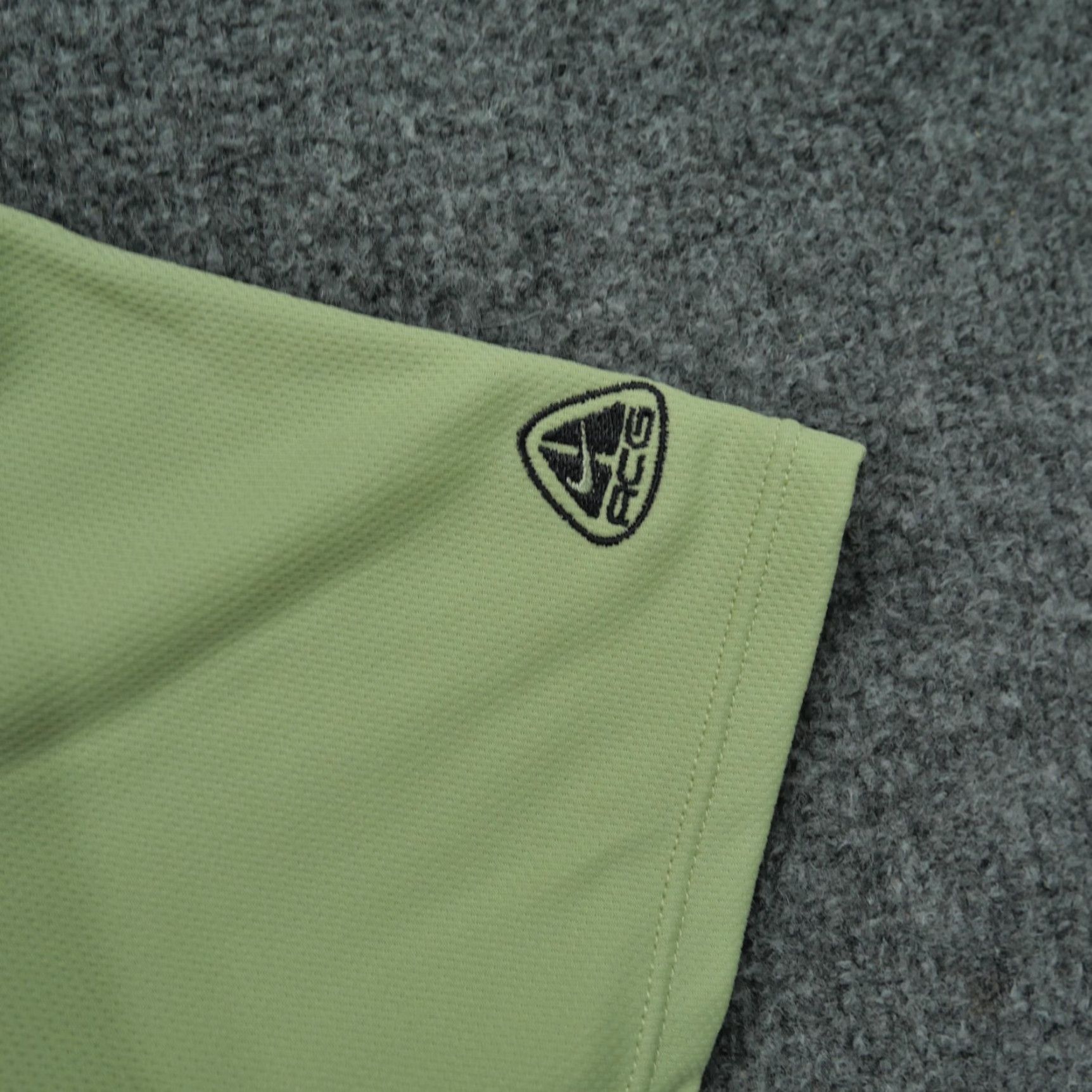 Nike Nike ACG Shirt Womens Medium Green Base Layer Outdoors Running Athletic Size M / US 6-8 / IT 42-44 - 3 Thumbnail