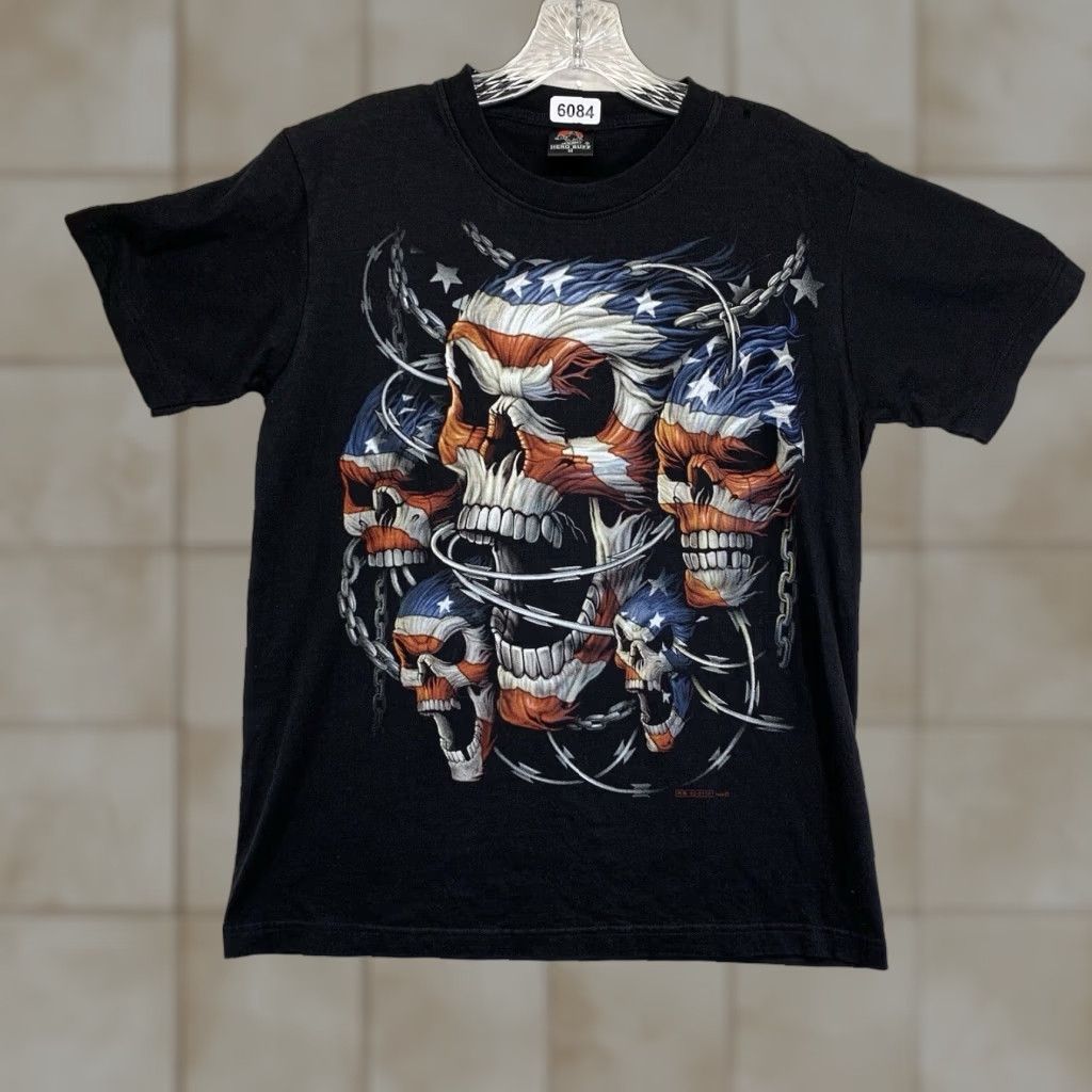 Doublet VINTAGE HERO BUFF Skull Shirt Mens M Short Sleeve Crew Neck Black 2000s 00s Army Biker American Flag Double-Sided Affliction Logo graphic print Size US M / EU 48-50 / 2 - 1 Thumbnail