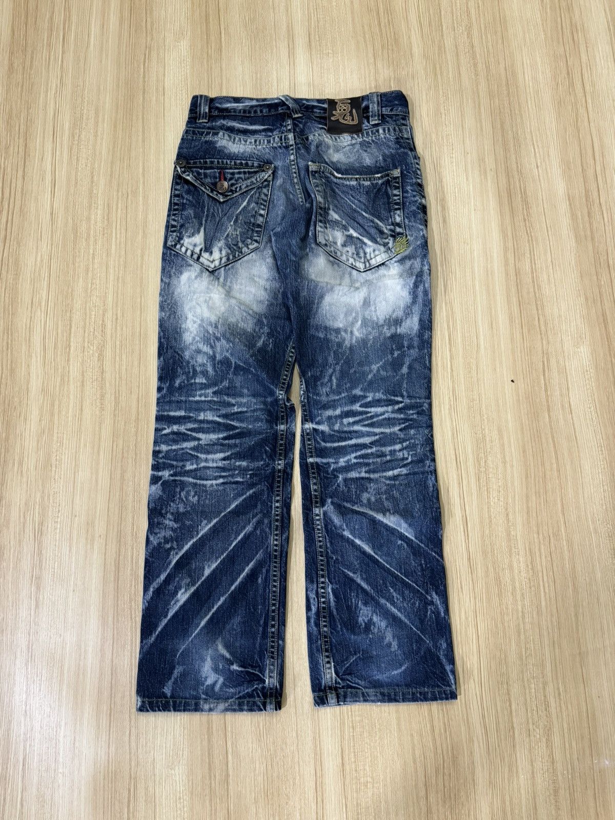 Japanese Brand ONIRAI DISTRESSED BLUE WASH AND UNIQUE FADING PATTERN JEANS Size US 29 - 5 Thumbnail