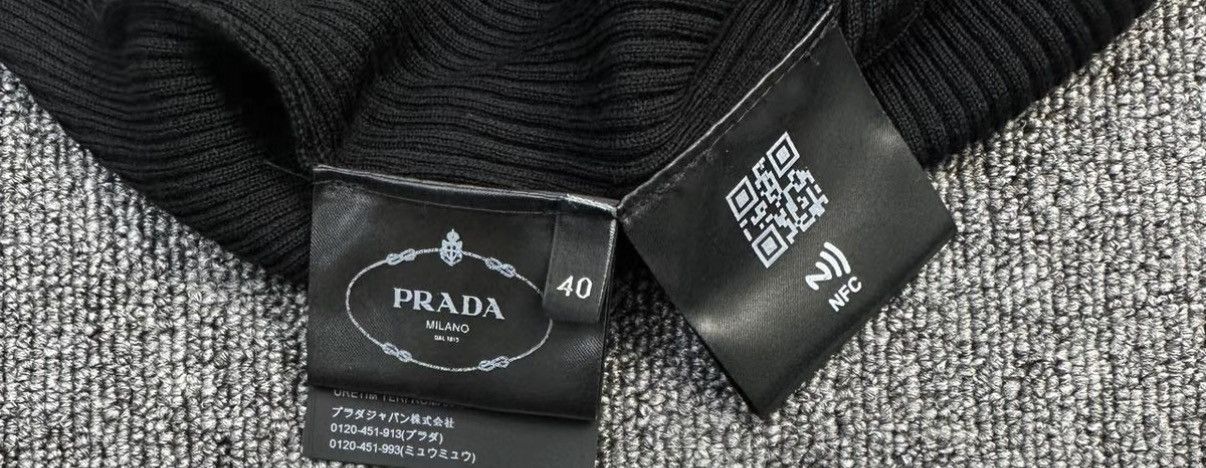 Prada Prada Black Stretch Knit Mock Neck Sweater K12 Size S / US 4 / IT 40 - 7 Thumbnail