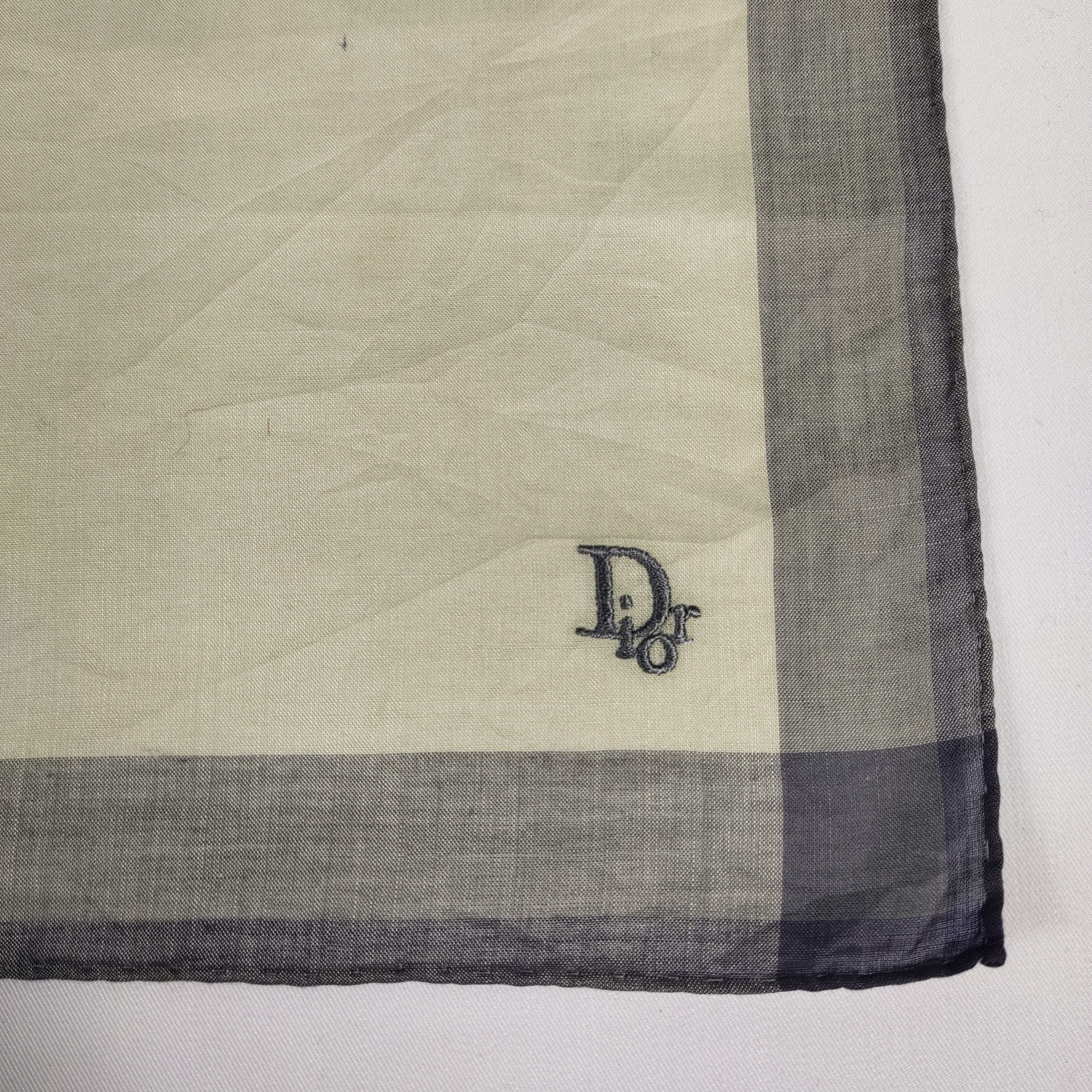 Vintage Dior Handkerchief / Neckerchief / Bandana FZ463 Size ONE SIZE - 5 Thumbnail