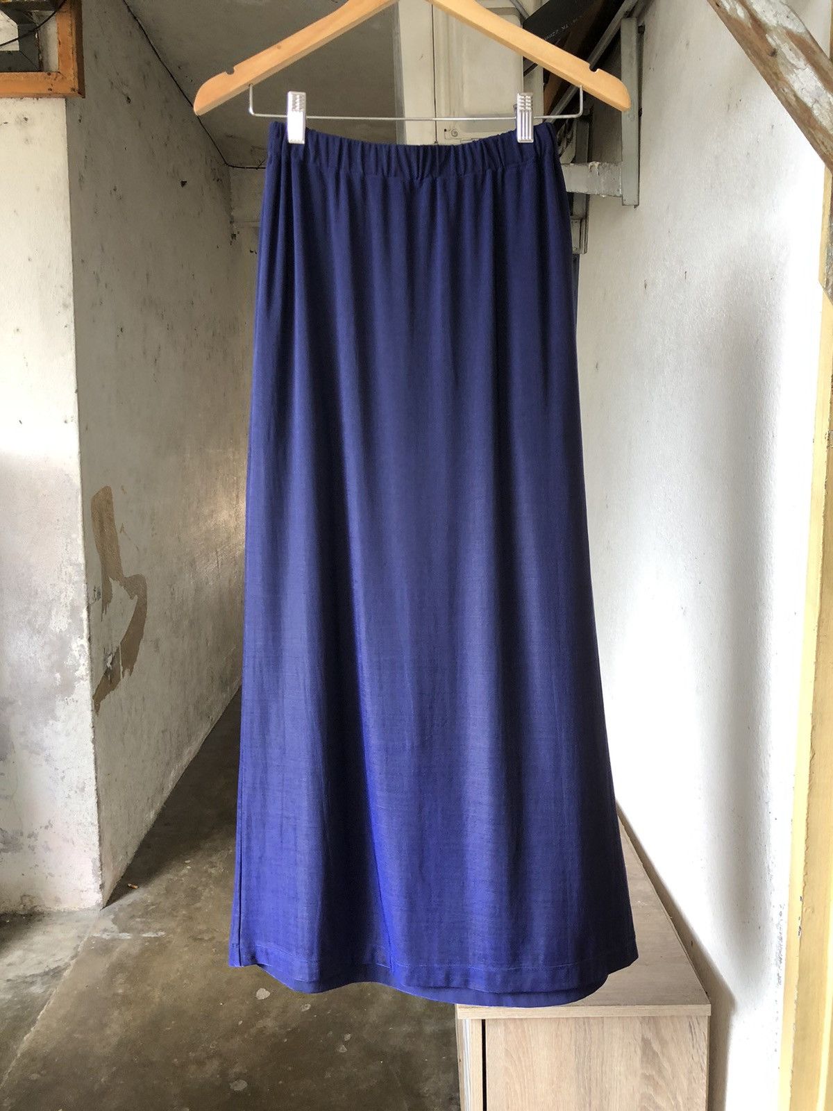 Pleats Please Issey Miyake ✨Vintage Issey Miyake Shiny Blue Stretchable Midi Skirt Size 25" / US 0 / IT 36 - 6 Thumbnail