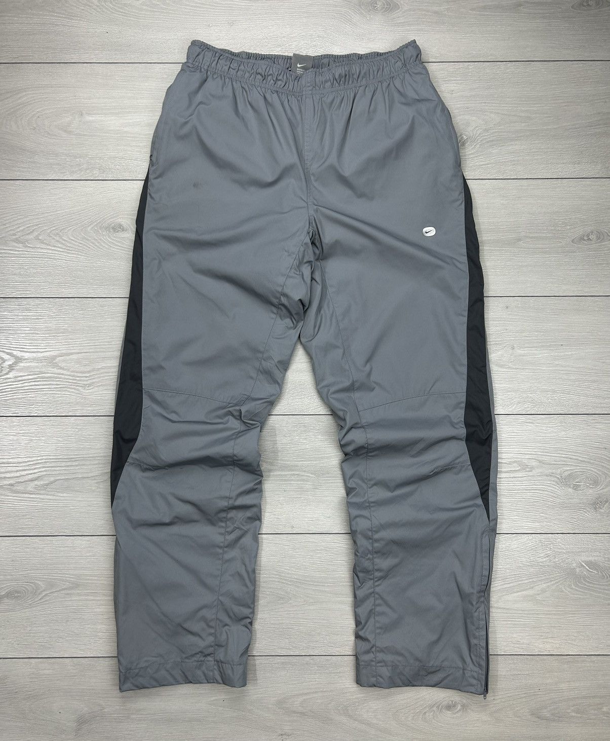 Vintage Nike Drill Pant vintage Men’s Grey size M Size US 32 / EU 48 - 2 Thumbnail