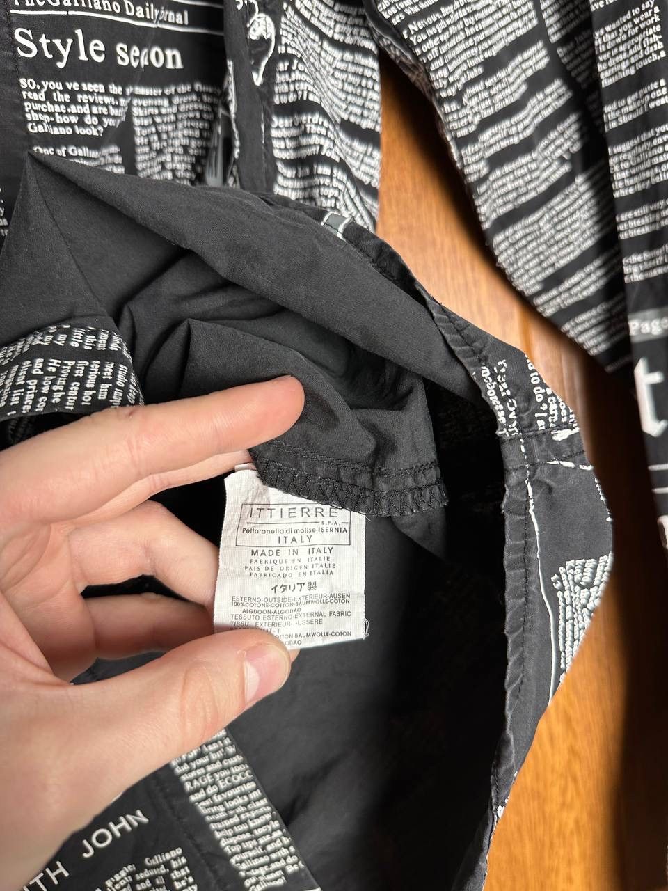 John Galliano JOHN GALLIANO NEWSPAPER PRINT LONG SLEEVES SHIRT Size M Size US M / EU 48-50 / 2 - 12 Thumbnail
