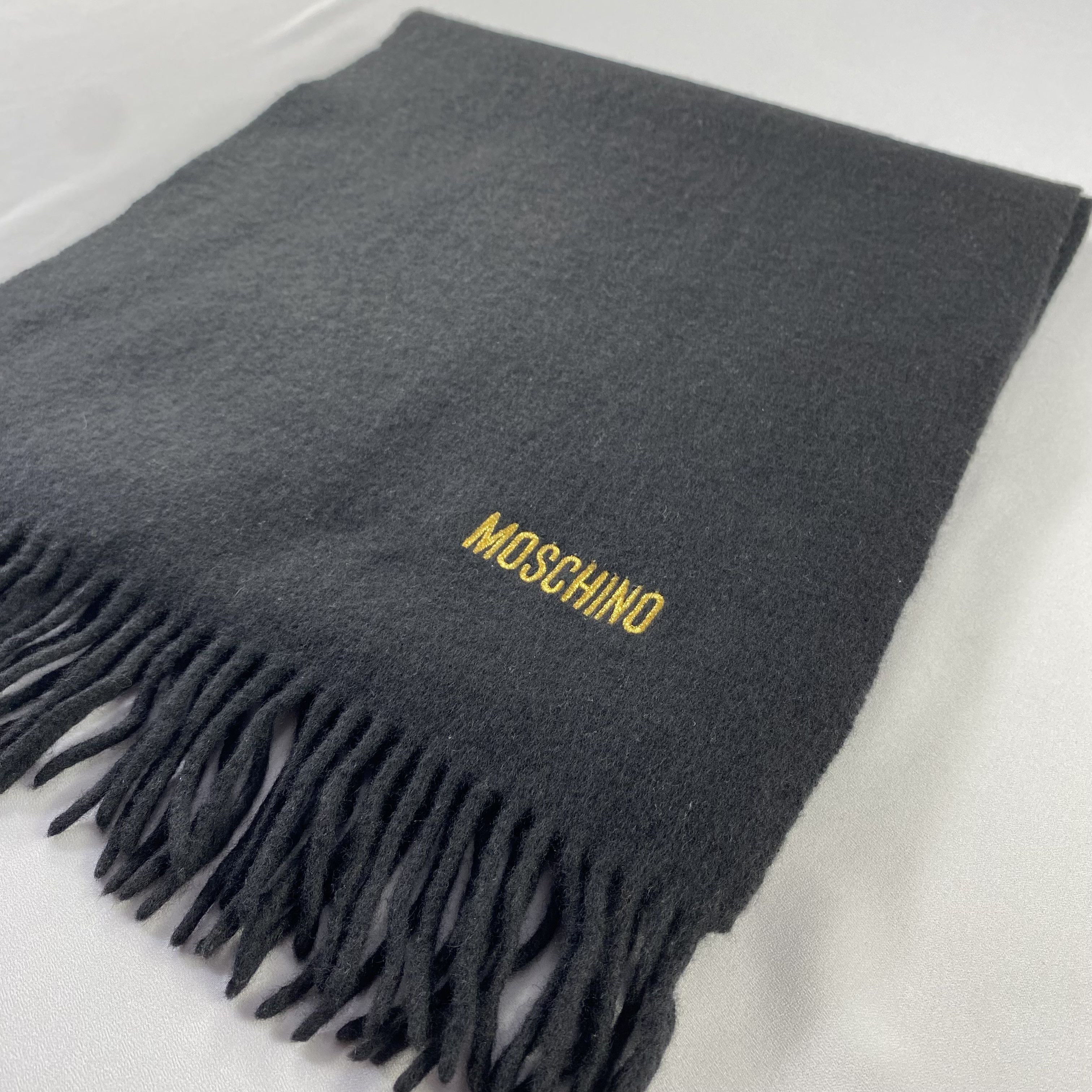 Moschino Plain Moschino Scarf Neck Wrap Wool Muffler Size ONE SIZE - 3 Thumbnail