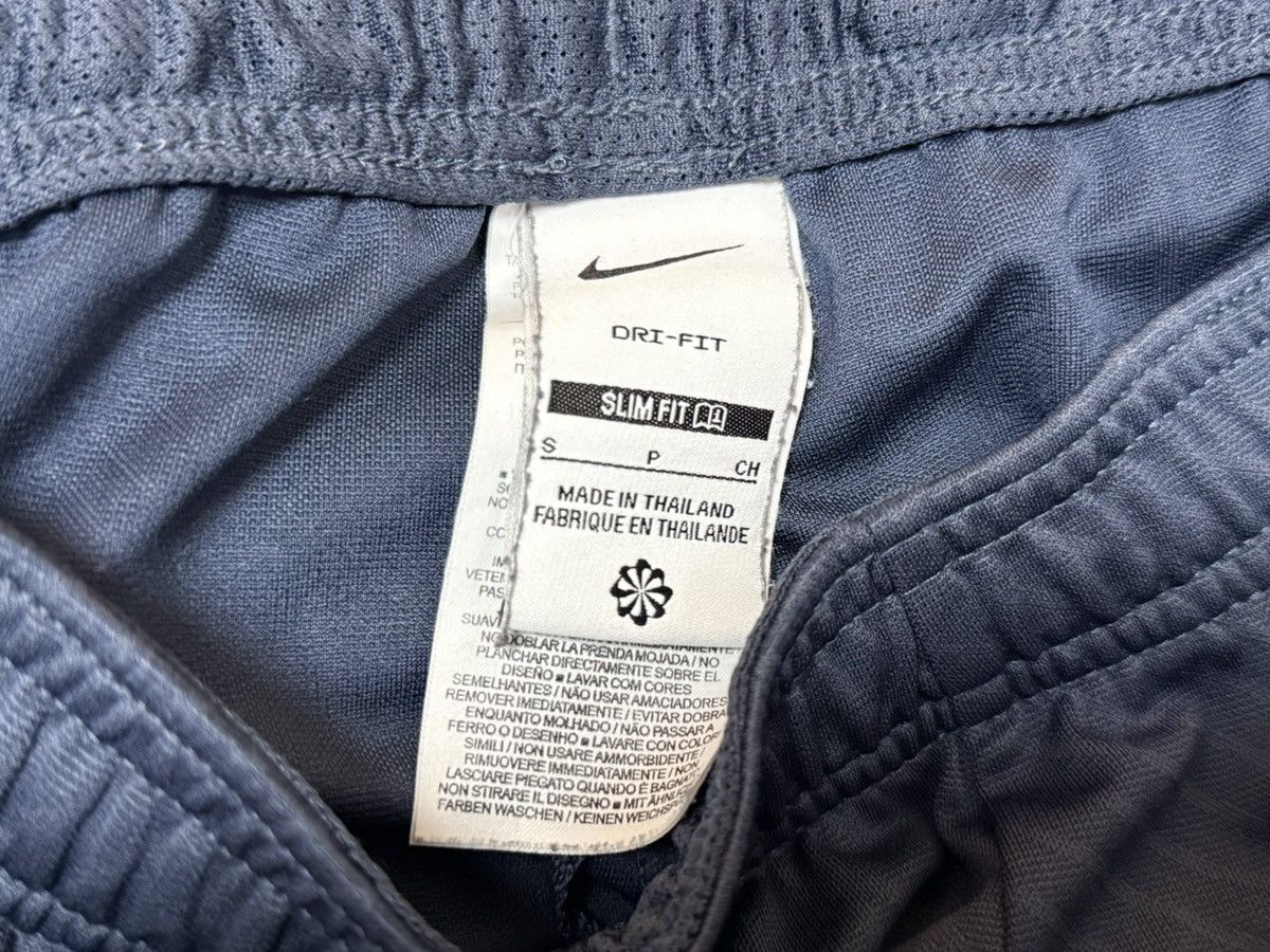 Nike Nike FC Barcelona shorts. Size US 30 / EU 46 - 8 Thumbnail