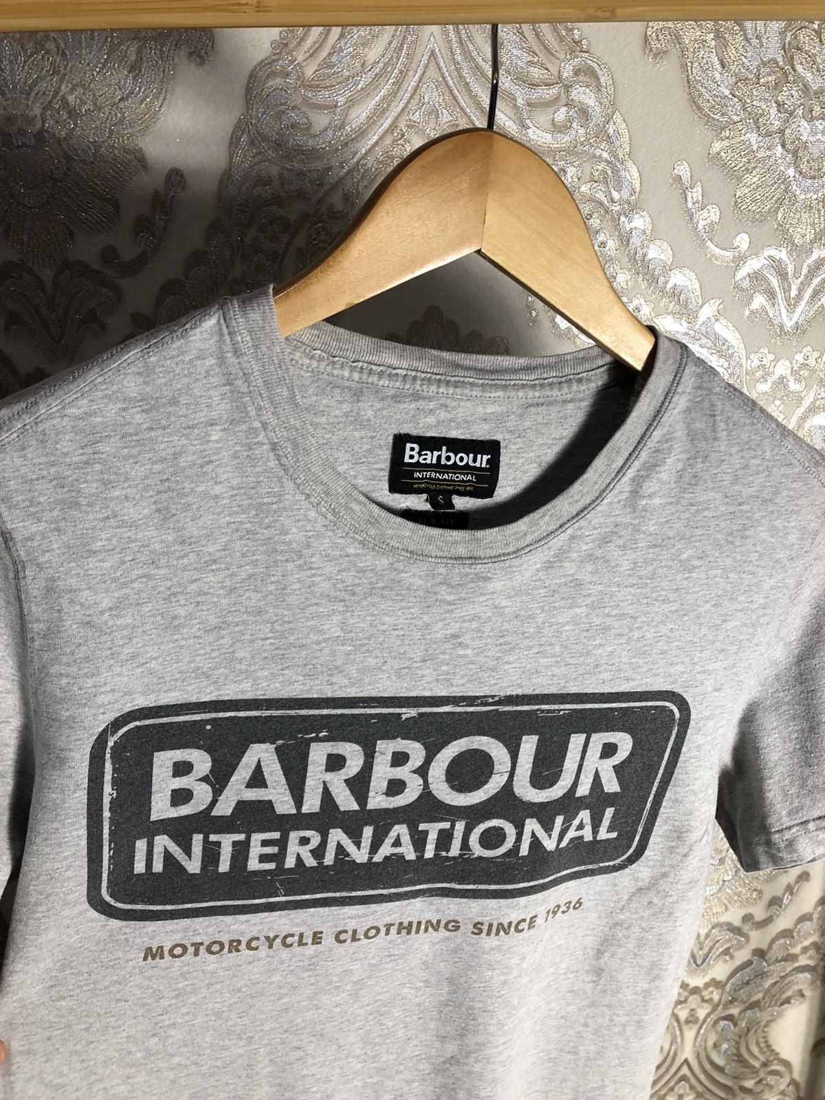 Barbour × Vintage VERY RARE BARBOUR INTERNATIONAL MOTORCYCLE T-SHIRT Y2K 90s Size US S / EU 44-46 / 1 - 3 Thumbnail