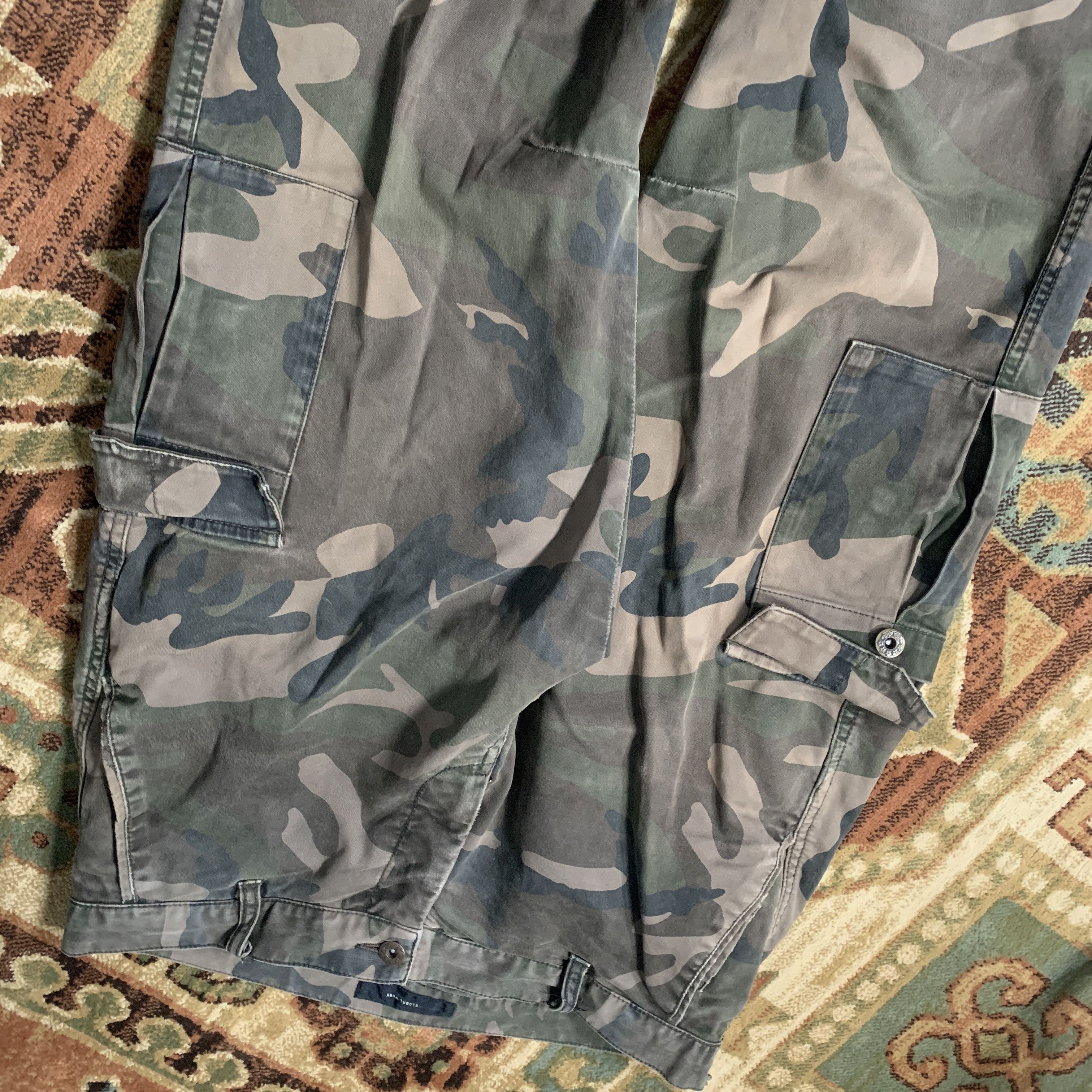 If Six Was Nine 2000s Global Work Camo Army OG Cargo Pants y2k Size US 32 / EU 48 - 3 Thumbnail