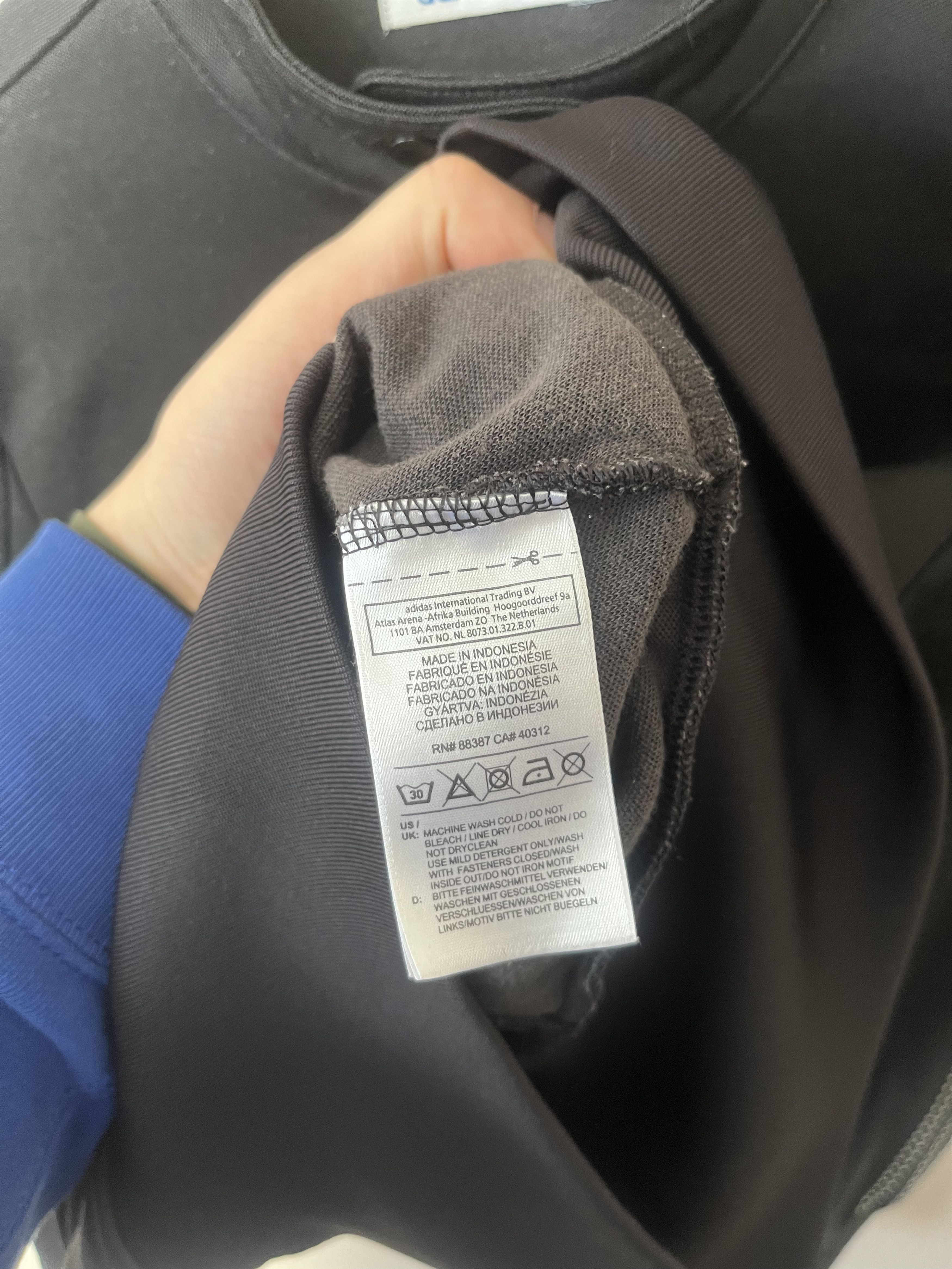 Adidas Vintage Adidas y2k track jacket Big Trefoil 3 stripes silver Size M / US 6-8 / IT 42-44 - 10 Thumbnail