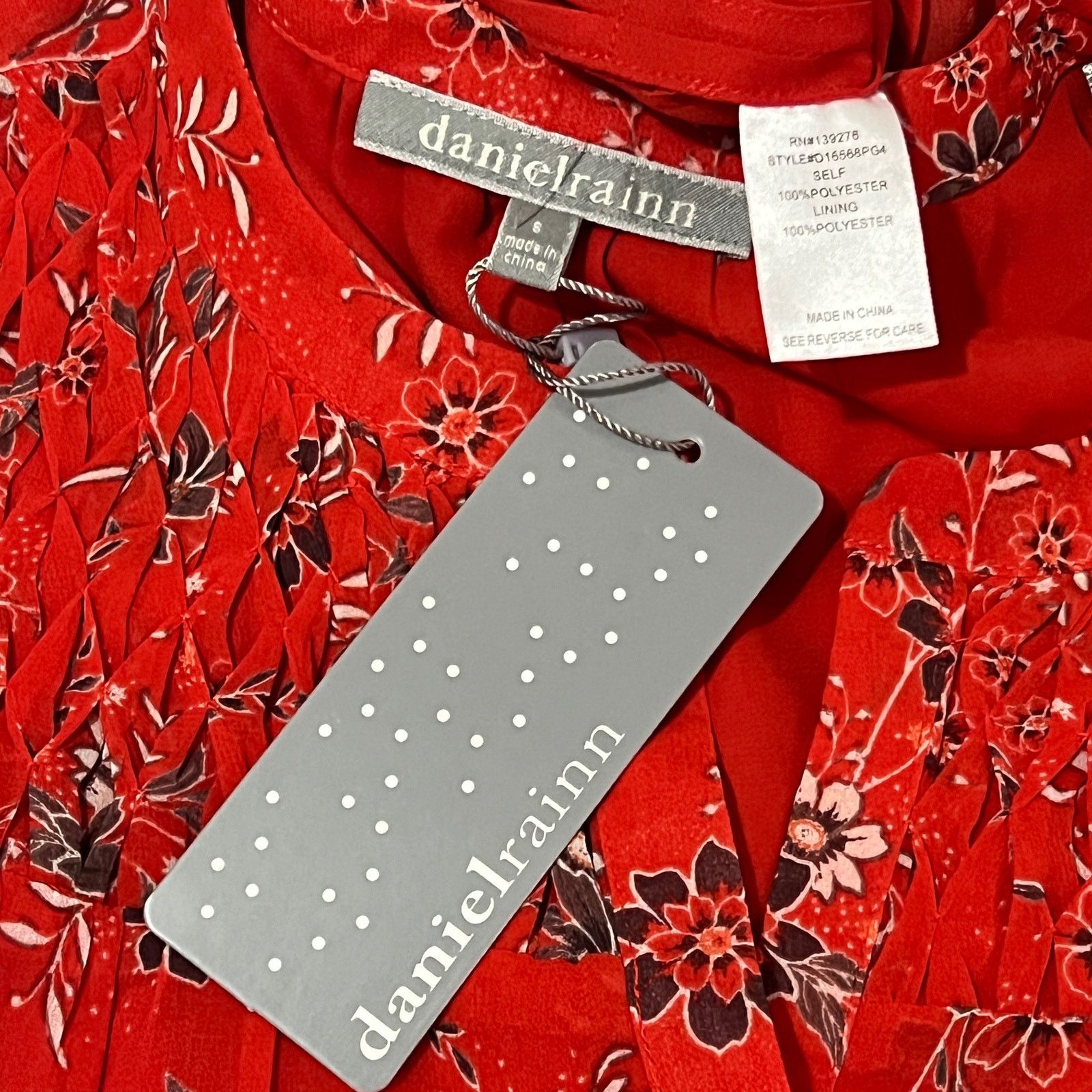 Other Carin Smocked Bib Blouse - Stitch Fix Split Neck Sleeveless Size S / US 4 / IT 40 - 12 Thumbnail