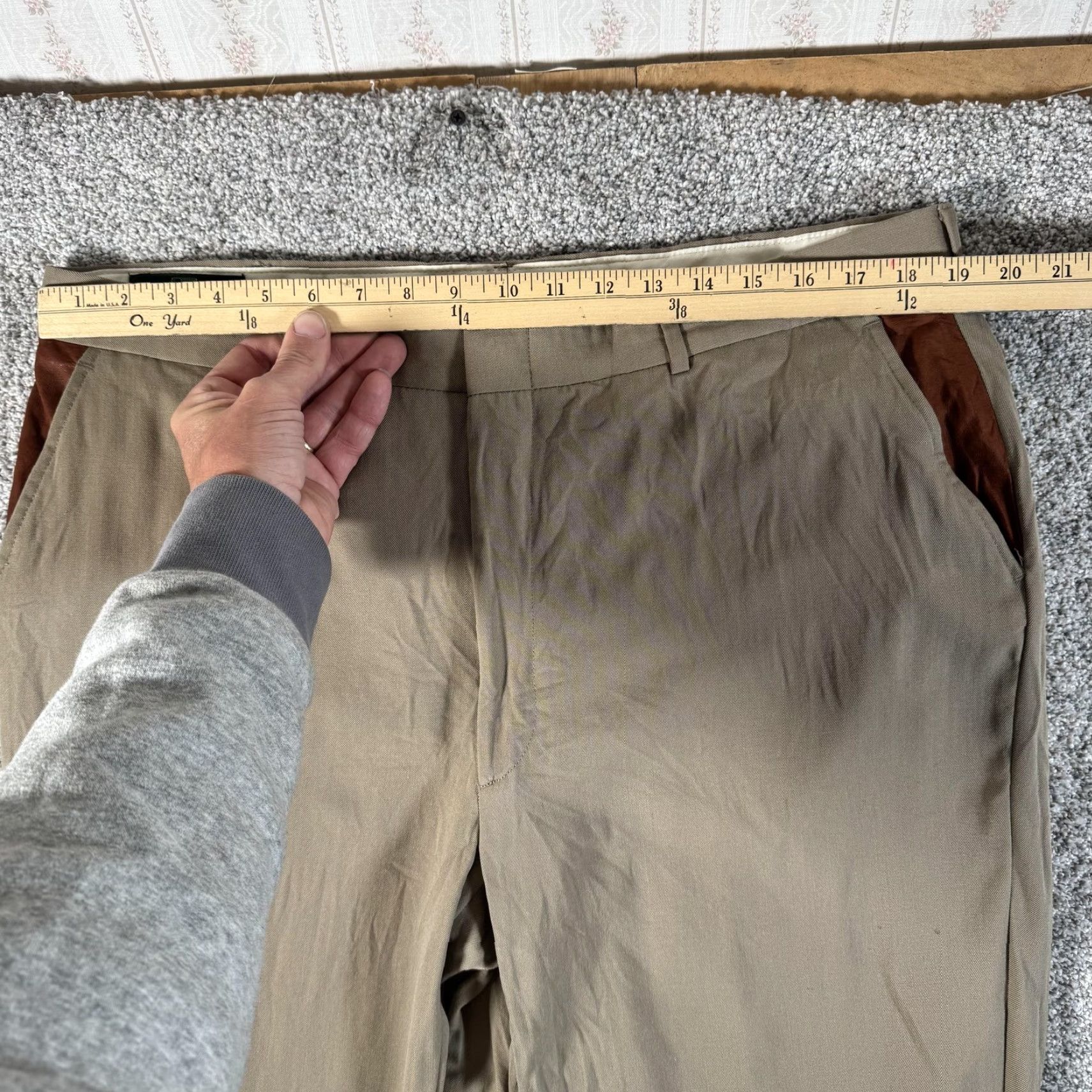 Orvis VINTAGE Orvis Dress Pants Mens 38x28 Khaki 100% Worsted Wool Flat Front Cuffed Pockets Beige Retro 90s 00s Mens Size US 38 / EU 54 - 2 Thumbnail