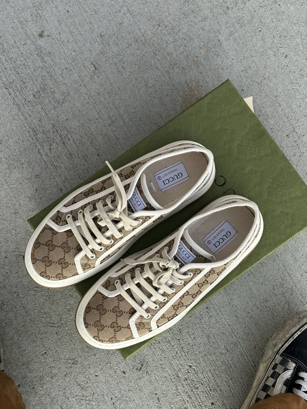 Gucci Gucci Tennis 1977 GG Sneaker Size US 9 / EU 42 - 16 Thumbnail
