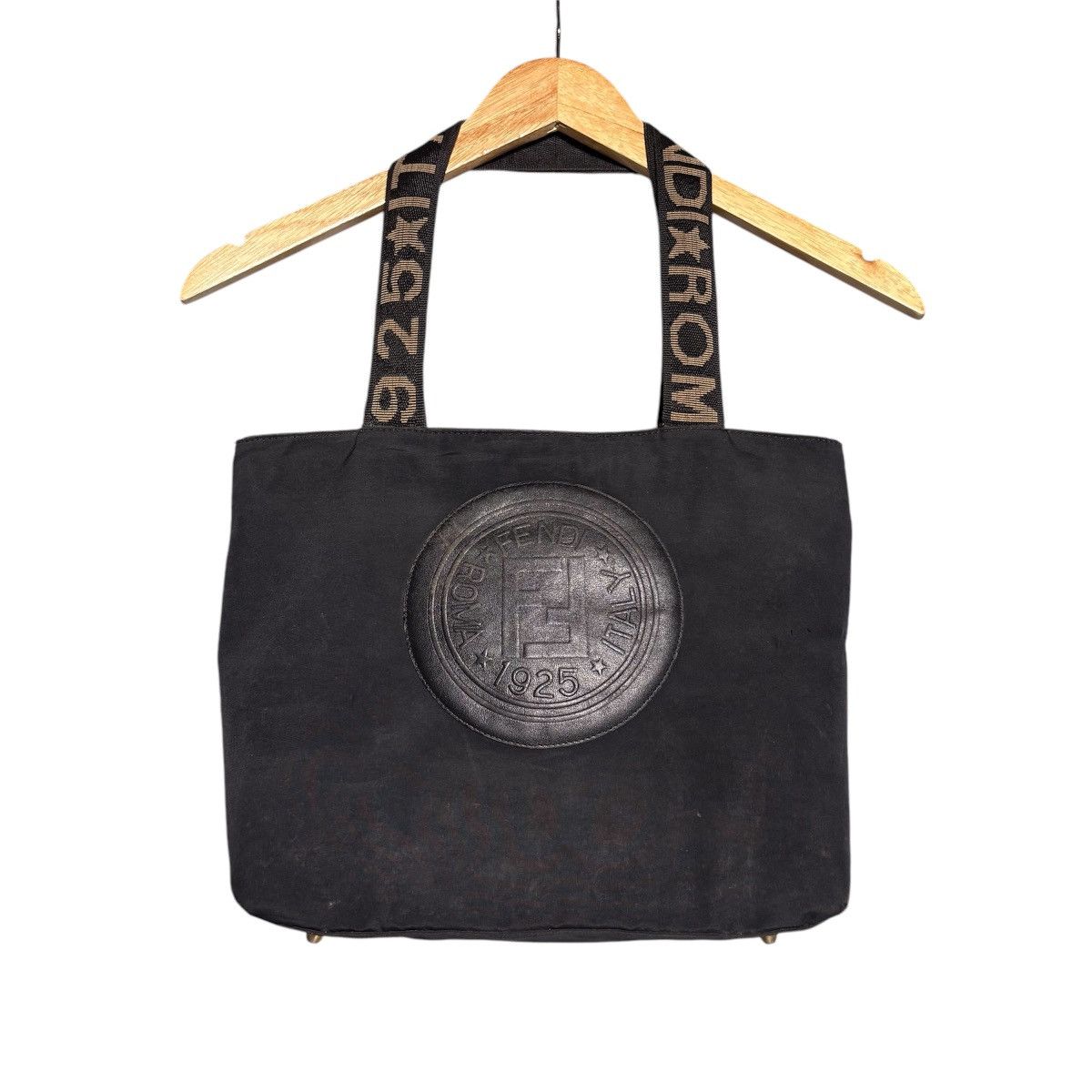 Fendi Fendi Roma 1925 Patch Logo Tote Bag Size ONE SIZE - 1 Thumbnail