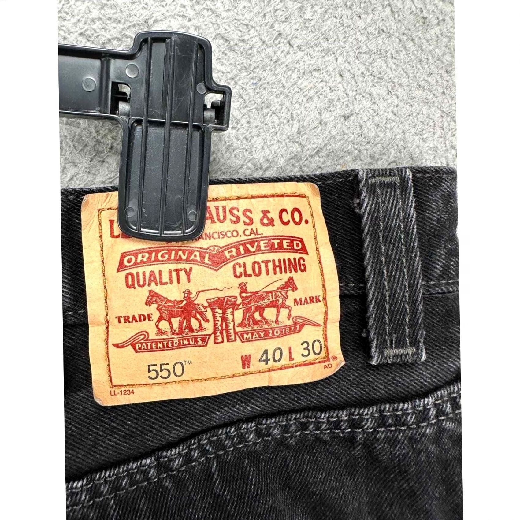 Levi's Levis 550 Jeans Men 40X30 Black Relaxed Fit Straight Denim 5 Pockets Red Tab Casual Straight Adult Mens Jeans Size US 40 / EU 56 - 4 Thumbnail