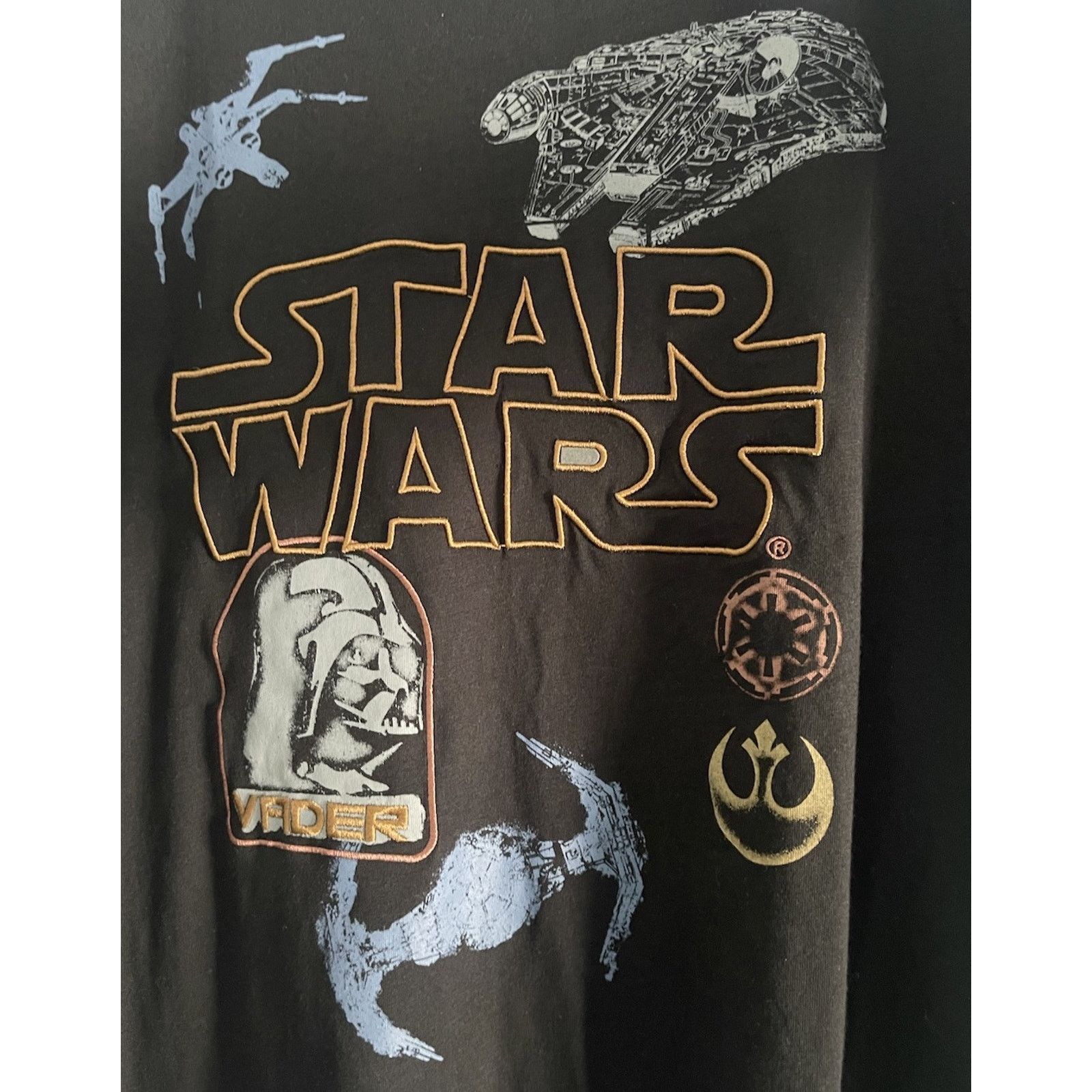 Star Wars NWT Star Wars Embroidered Darth Vader Death Star Shirt Size US XXL / EU 58 / 5 - 2 Thumbnail