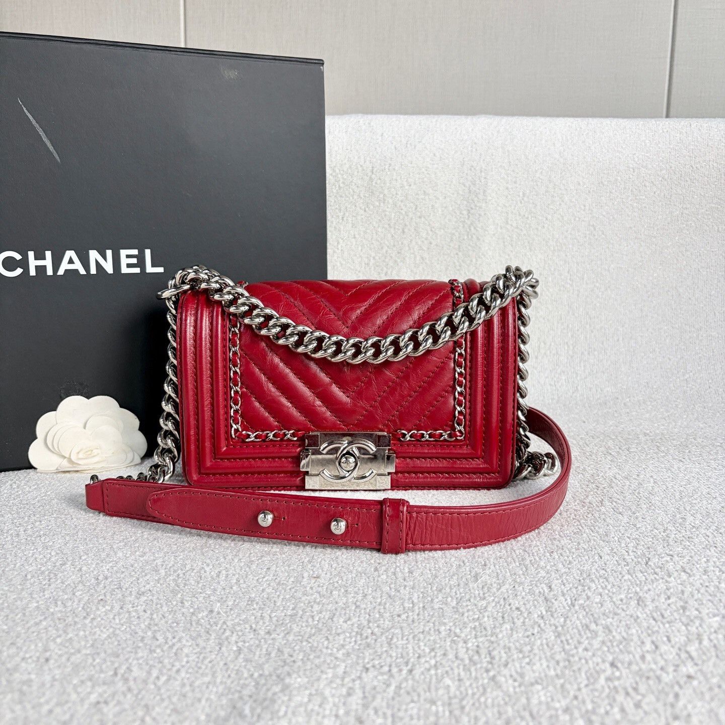 Chanel Pre-loved Bag Very good condition Size ONE SIZE - 1 Thumbnail