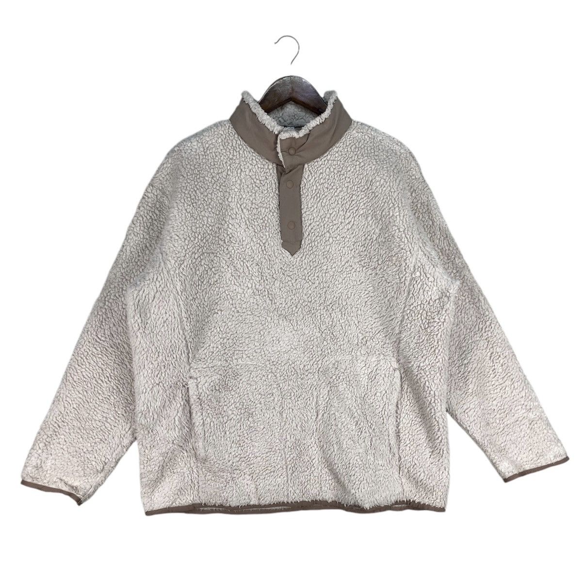 White Mountaineering White Mountaineering X Uniqlo Sherpa Snap Button Size US L / EU 52-54 / 3 - 1 Thumbnail
