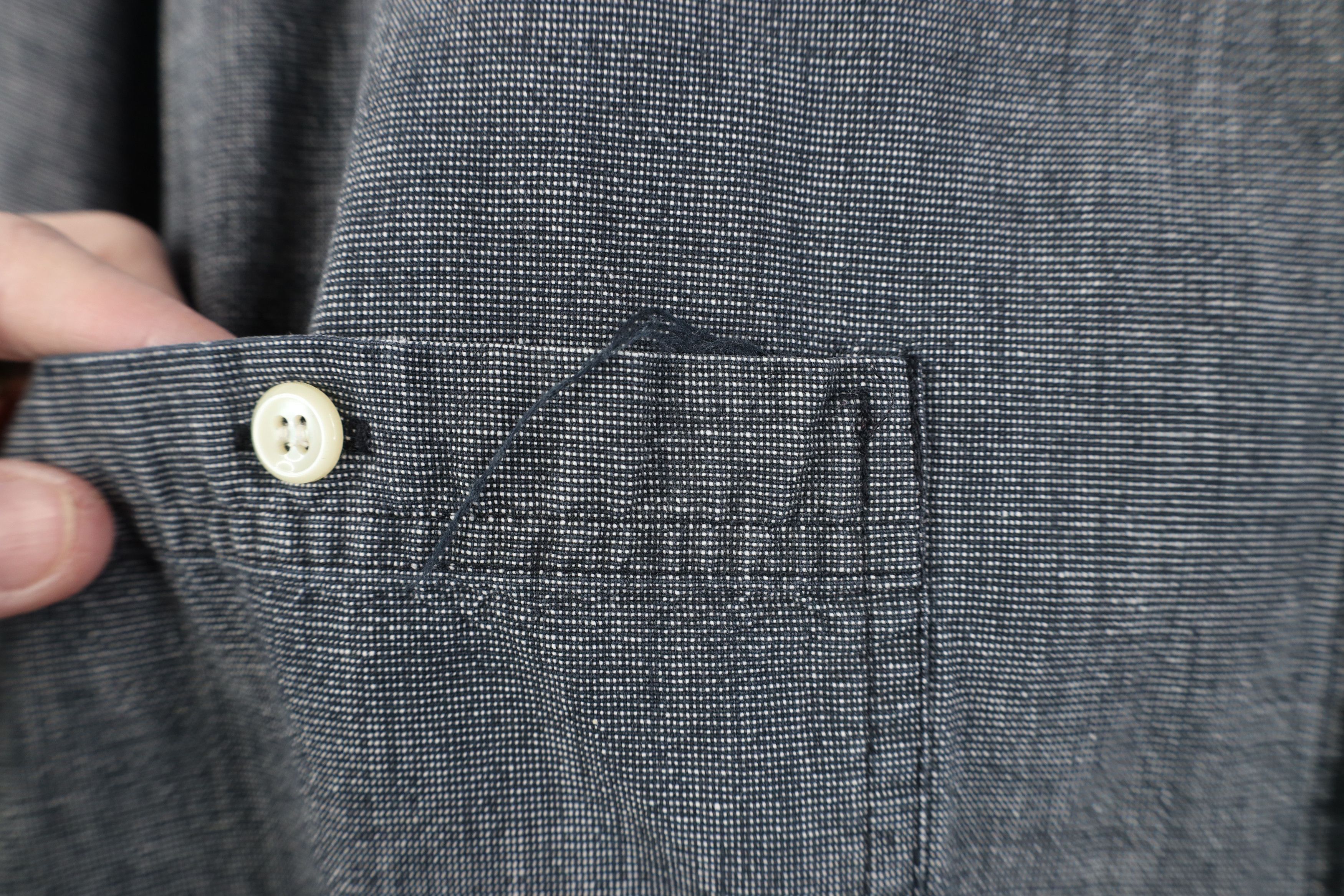 Vintage Vintage 90s Streetwear Big Pocket Band Collar Button Shirt Size US L / EU 52-54 / 3 - 5 Thumbnail