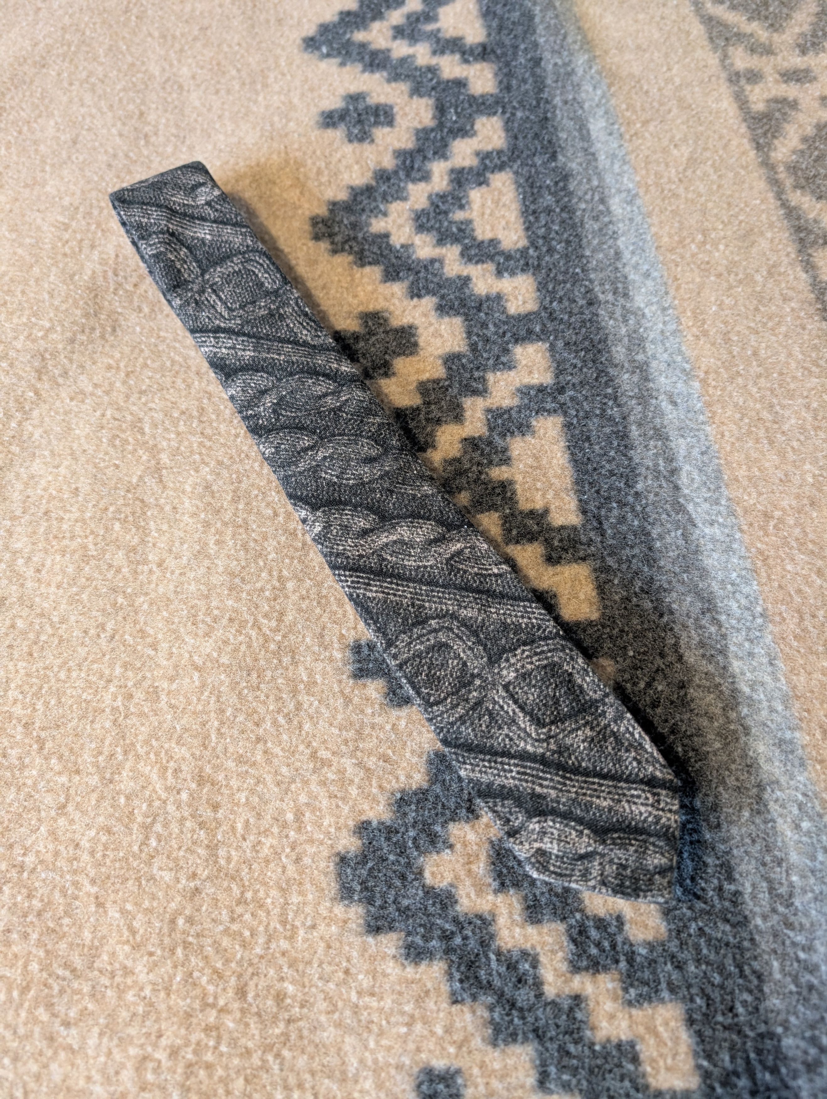 Gitman Bros. Vintage Cable Knit Printed Tie Skinny 58 X 2.25 Grey Made In USA Size ONE SIZE - 5 Thumbnail