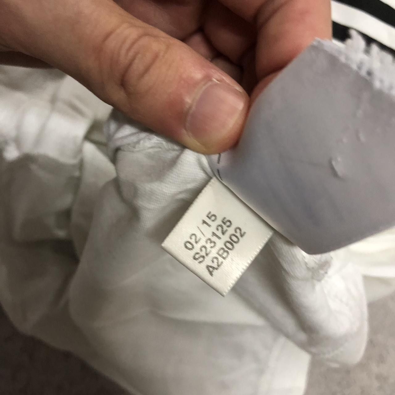 Adidas White Adidas T-shirt with black logo Size US S / EU 44-46 / 1 - 6 Thumbnail