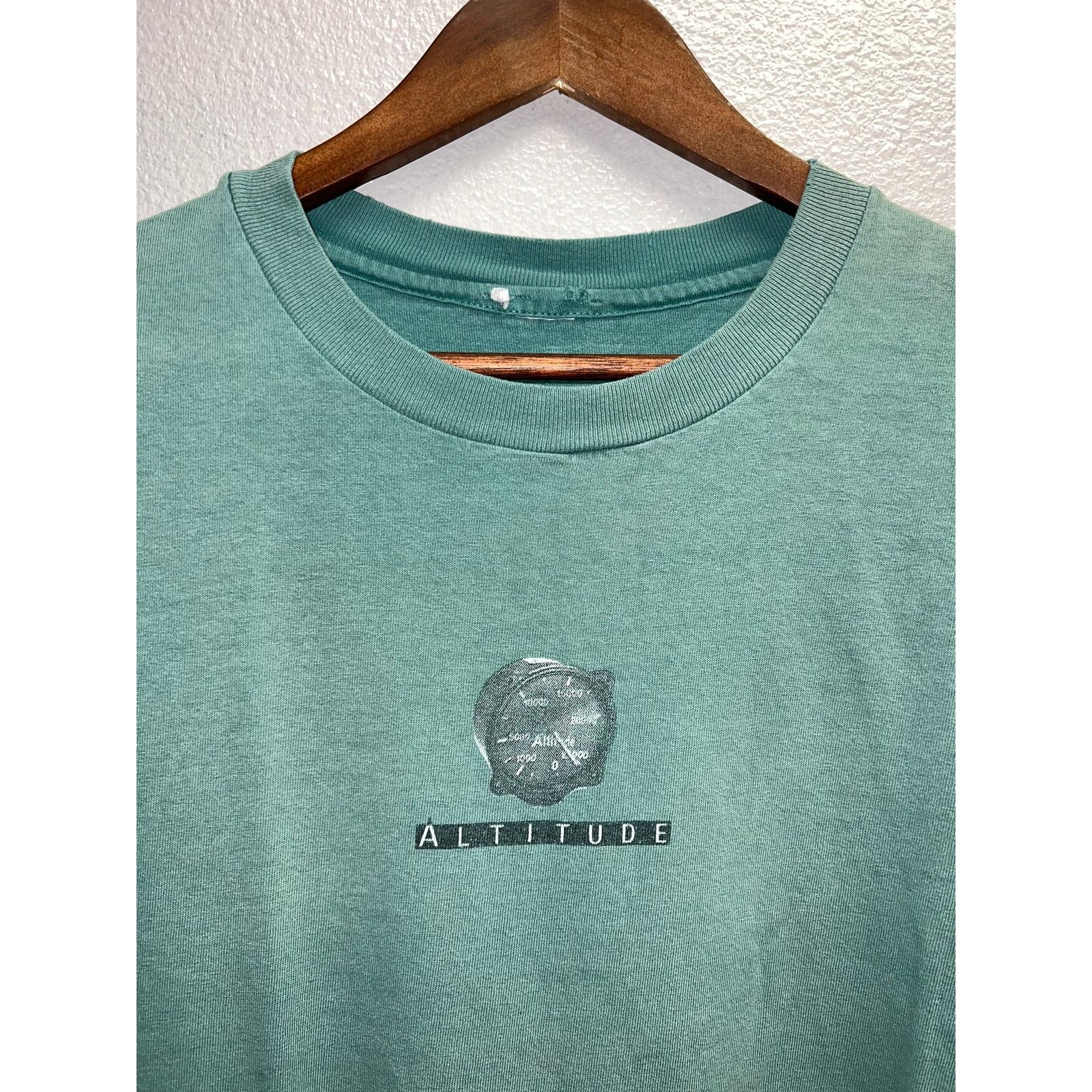 Vintage Vintage Ski Breckenridge Shirt Thin Air Nosebleeds Skiing L Size US L / EU 52-54 / 3 - 3 Thumbnail
