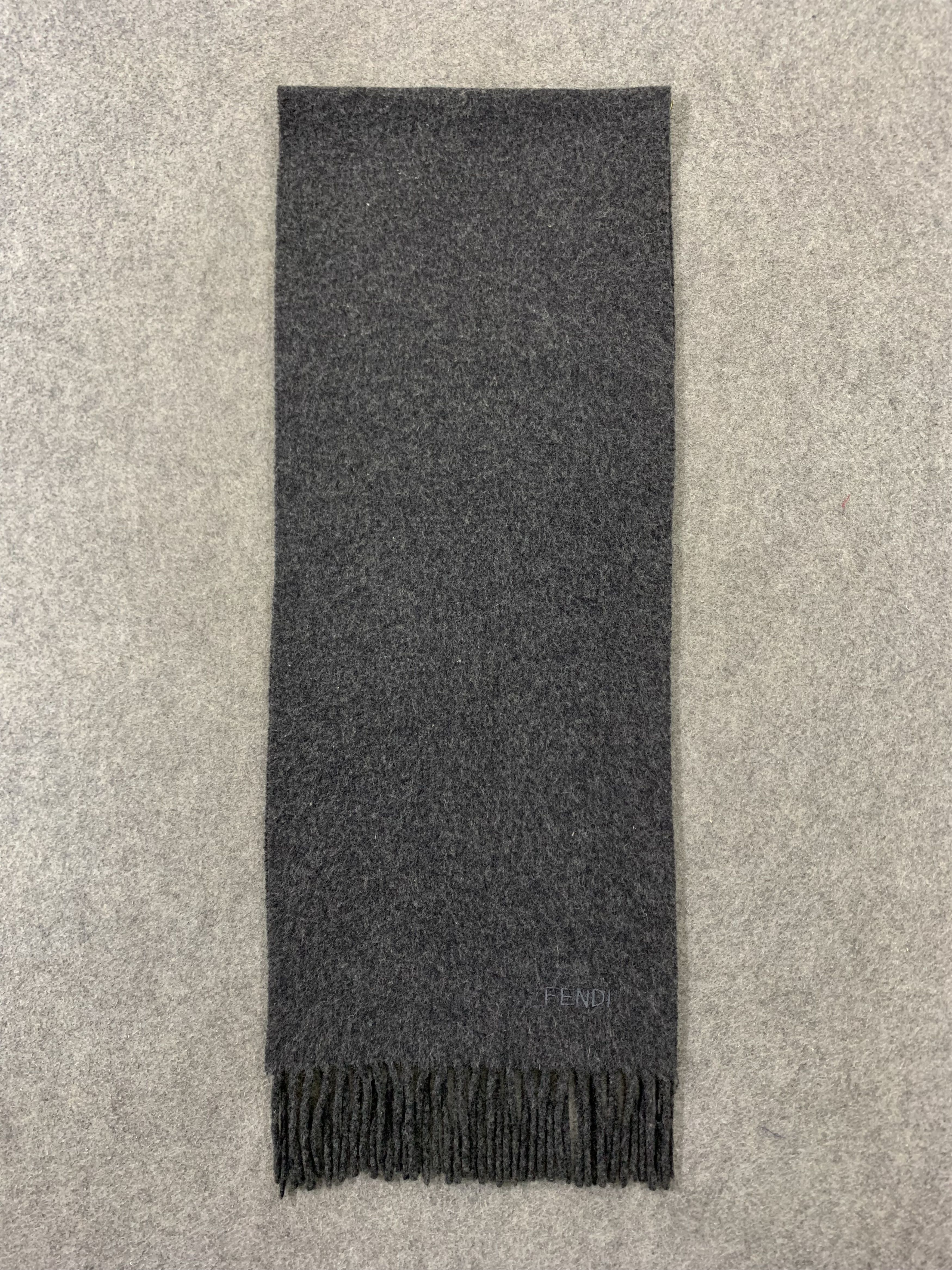 Fendi Fendi Scarf Wool Muffler Neck Wrap BL9300 Size ONE SIZE - 3 Thumbnail