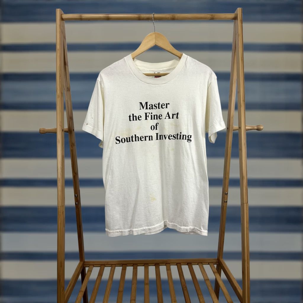 Fruit Of The Loom VTG Master The Fine Art Dali Van Gogh Picasso Monet Warhol Dollar T-Shirt M RARE Shirt Mens M White Money Bear Bull Dow Jones 90s NFT? Size US M / EU 48-50 / 2 - 1 Thumbnail