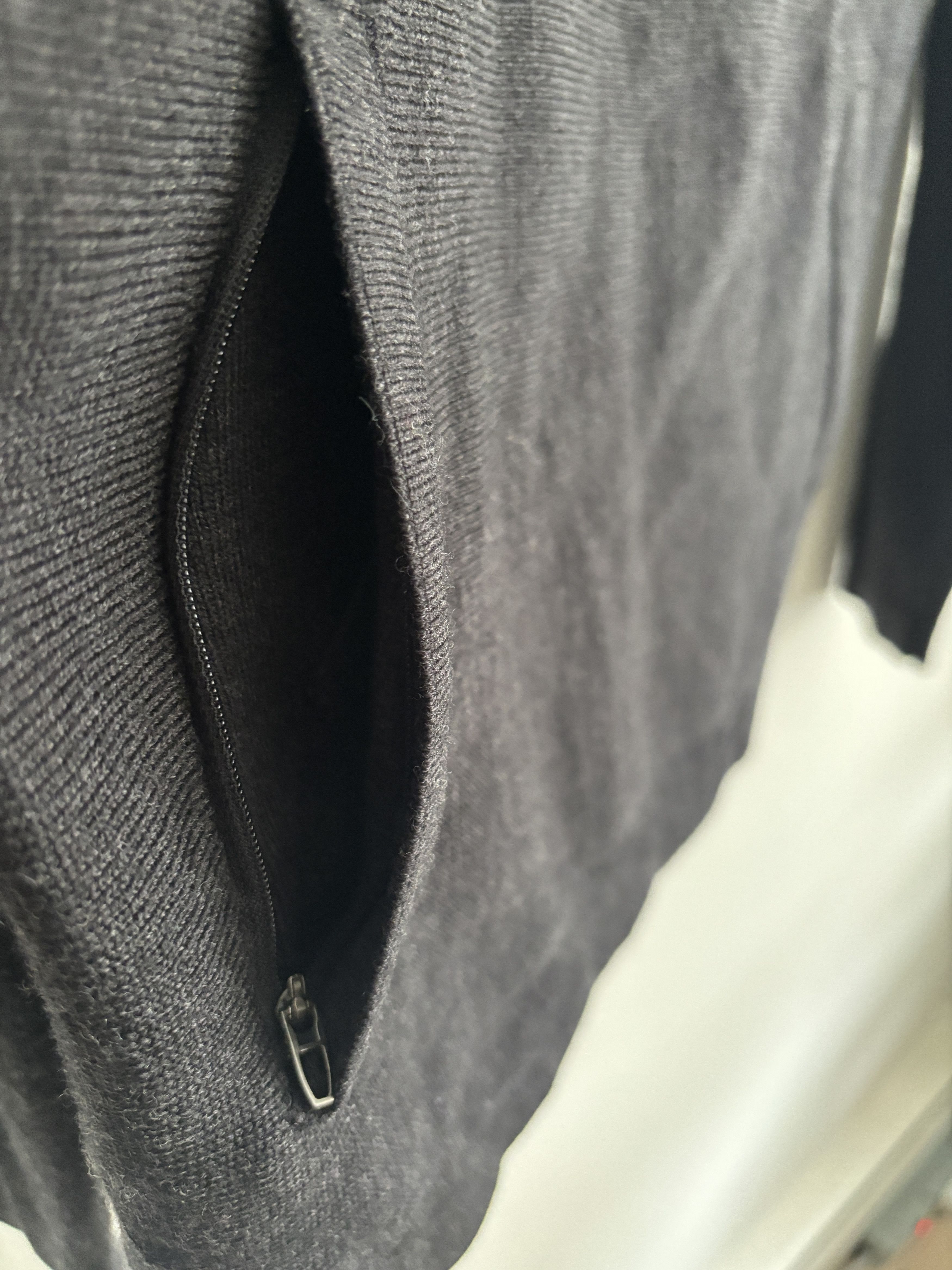 Lululemon Alpine Air Pullover Black Merino Wool Hoodie/ Sweater Size US S / EU 44-46 / 1 - 5 Thumbnail