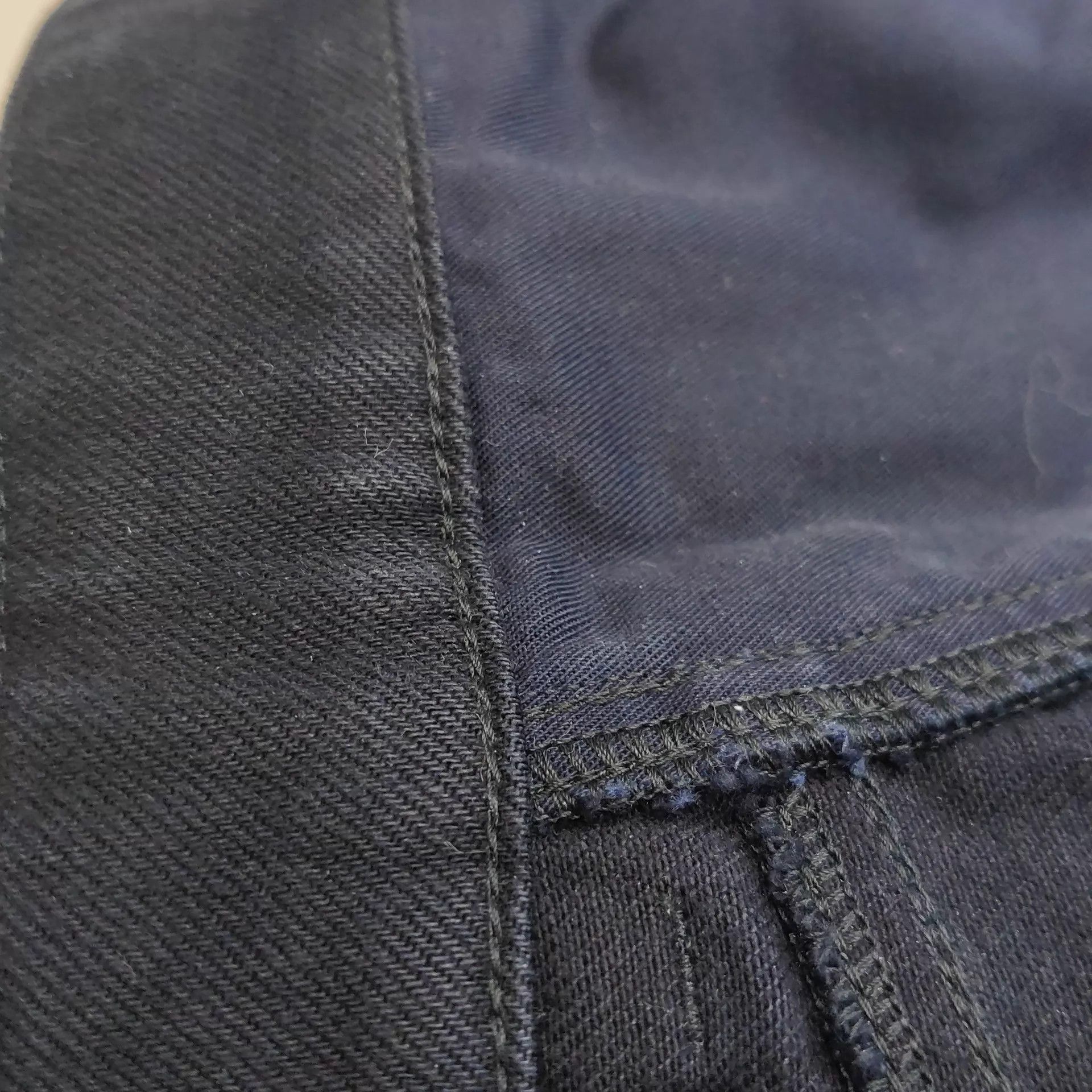 Louis Vuitton Louis Vuitton pants Size 26" / US 2 / IT 38 - 3 Thumbnail